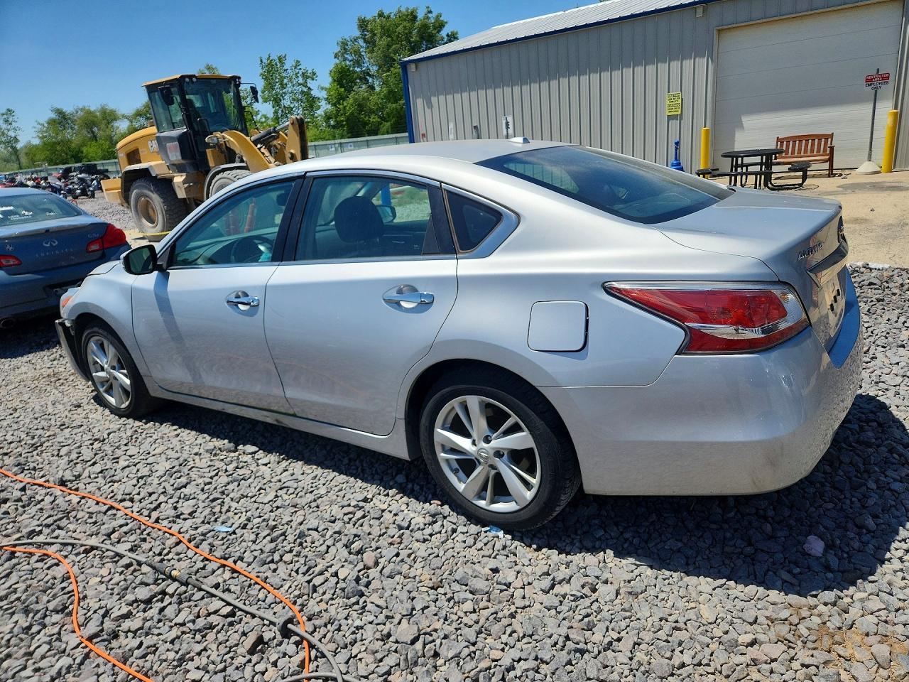 2015 Nissan Altima 2.5 Sv Silver vin: 1N4AL3APXFC597311