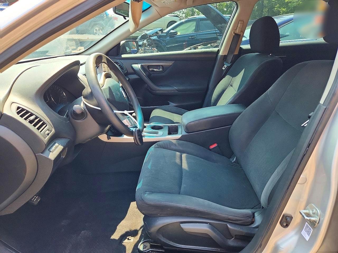 2015 Nissan Altima 2.5 Silver vin: 1N4AL3APXFN314555