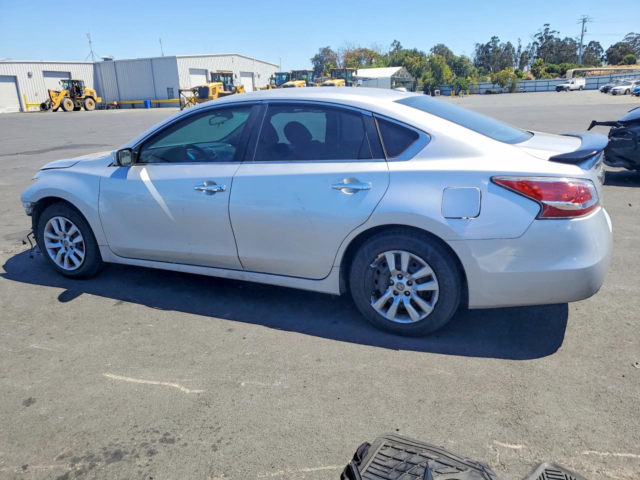 2015 Nissan Altima 2.5 S Silver vin: 1N4AL3APXFN314829