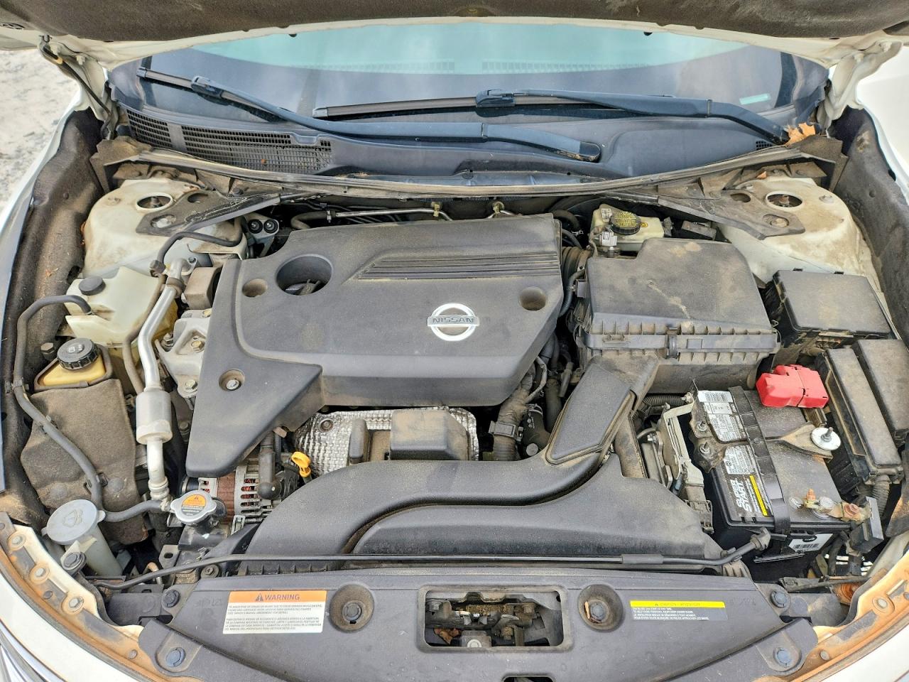 2015 Nissan Altima 2.5 S White vin: 1N4AL3APXFN325779