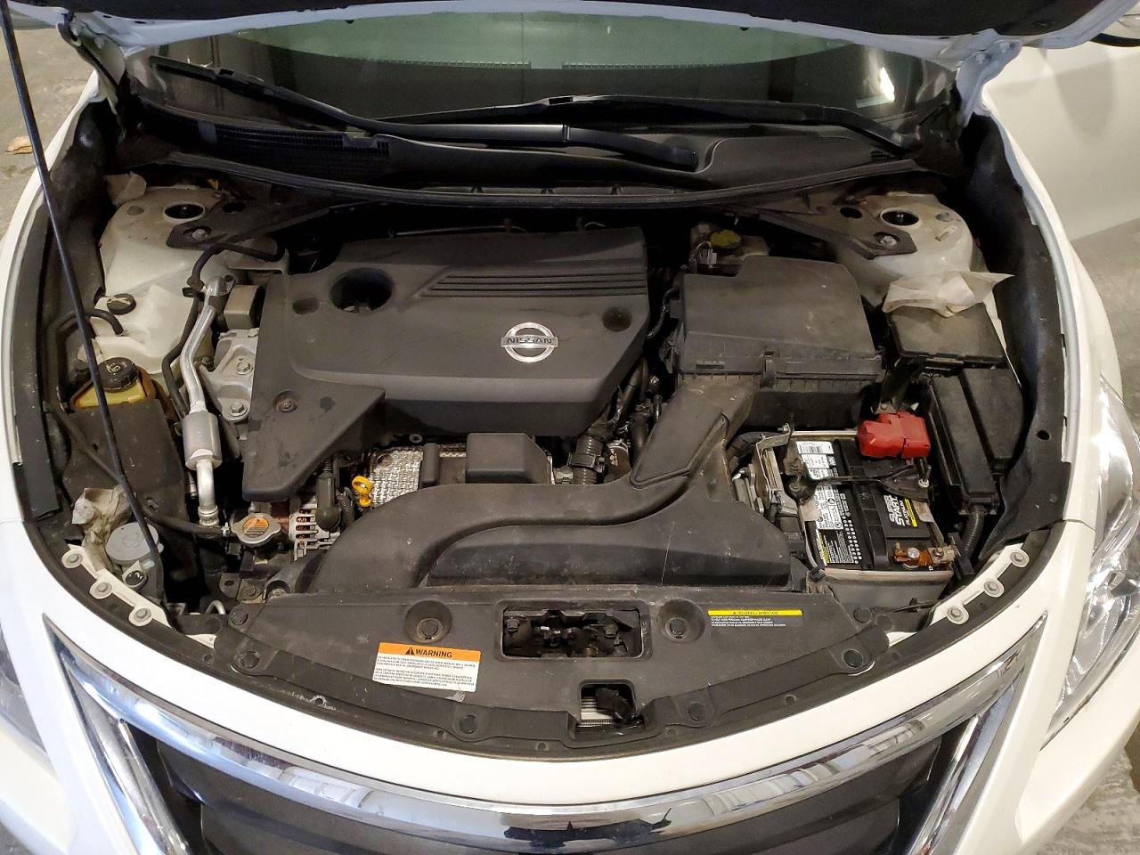 2015 Nissan Altima 2.5 White vin: 1N4AL3APXFN337091