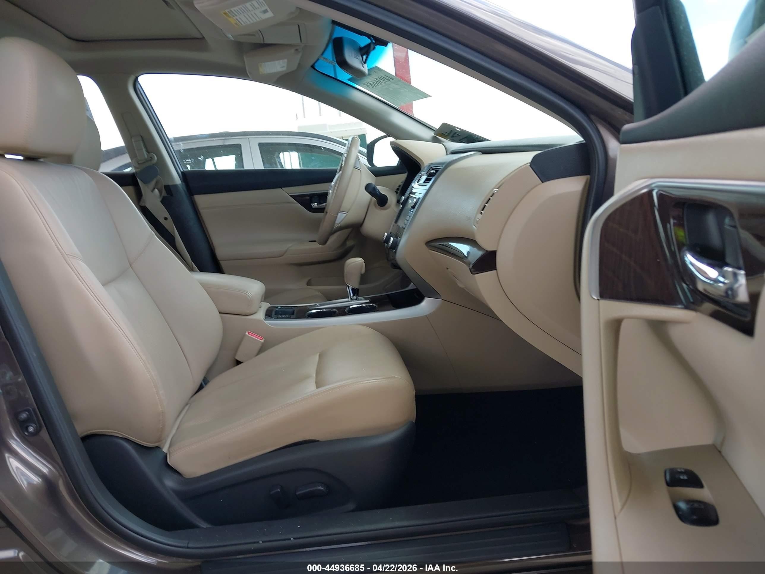 2015 Nissan Altima 2.5 Sl Champagne vin: 1N4AL3APXFN338127
