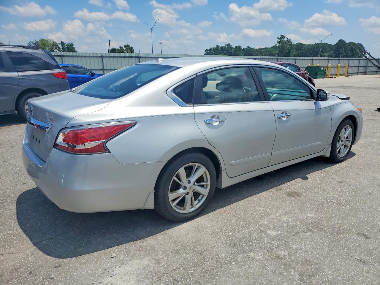 2015 Nissan Altima 2.5 Sl Silver vin: 1N4AL3APXFN344851