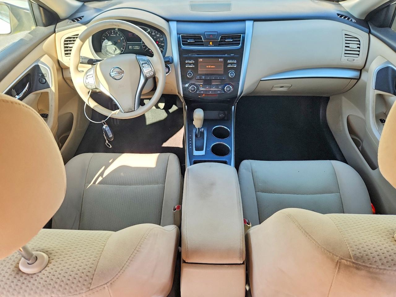 2015 Nissan Altima 2.5 S White vin: 1N4AL3APXFN374495