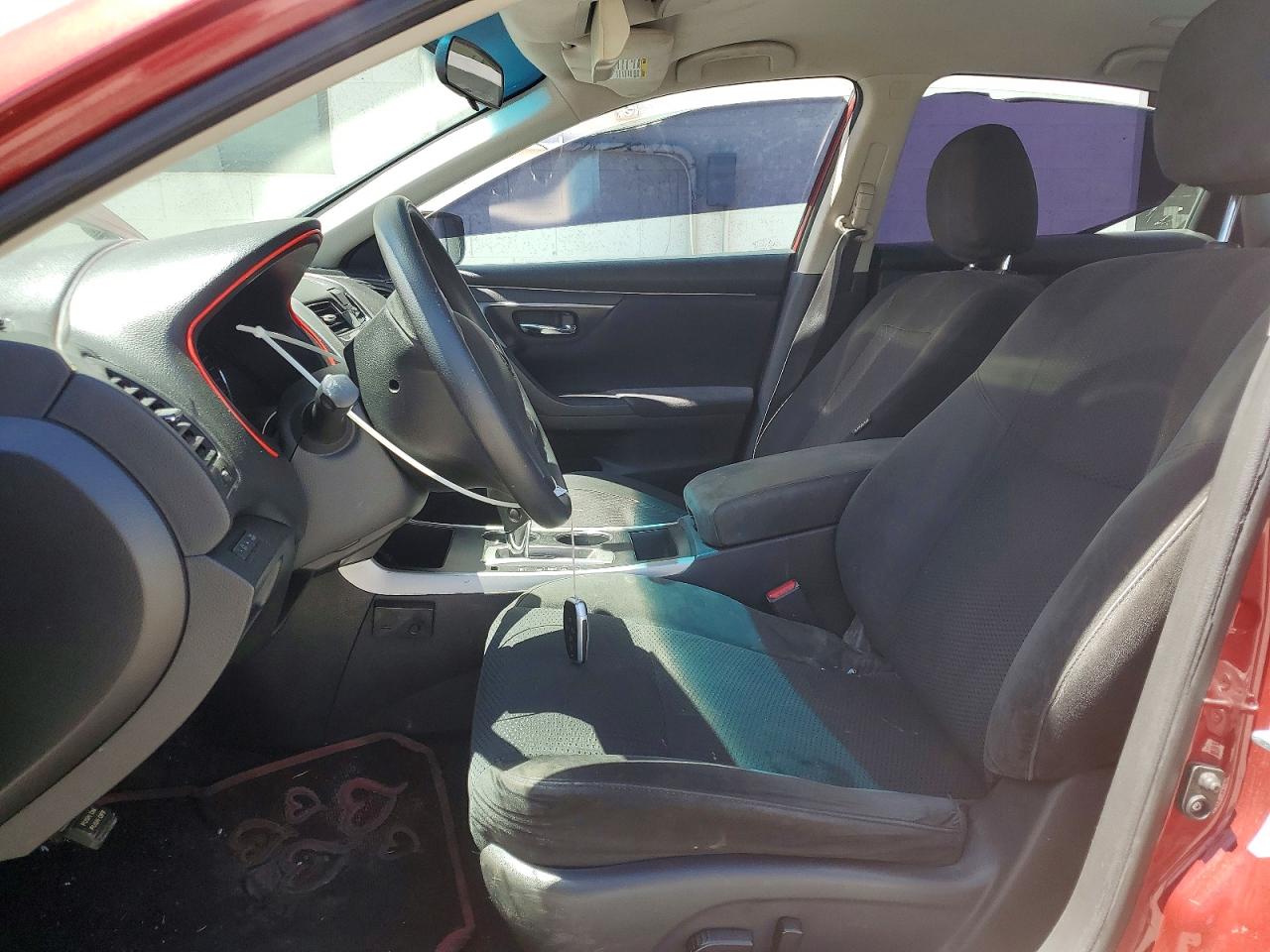 2015 Nissan Altima 2.5 S Red vin: 1N4AL3APXFN375615