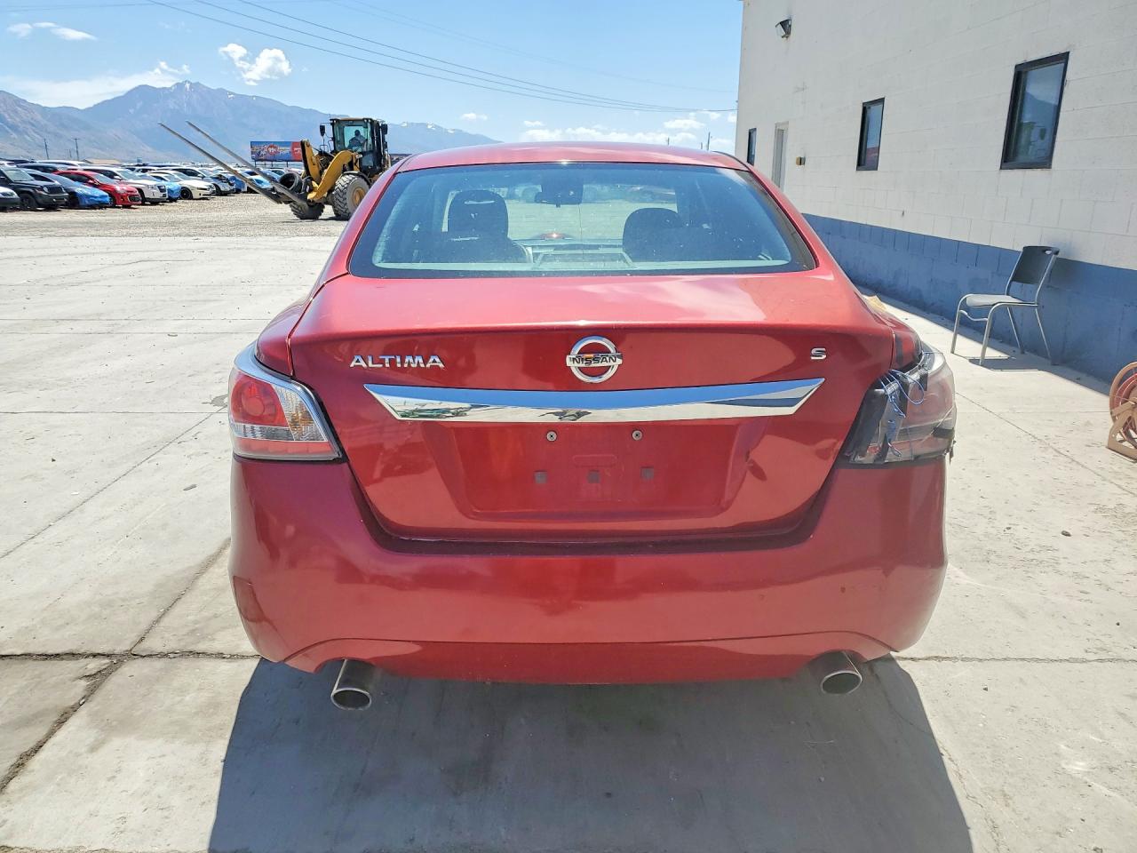 2015 Nissan Altima 2.5 S Red vin: 1N4AL3APXFN375615
