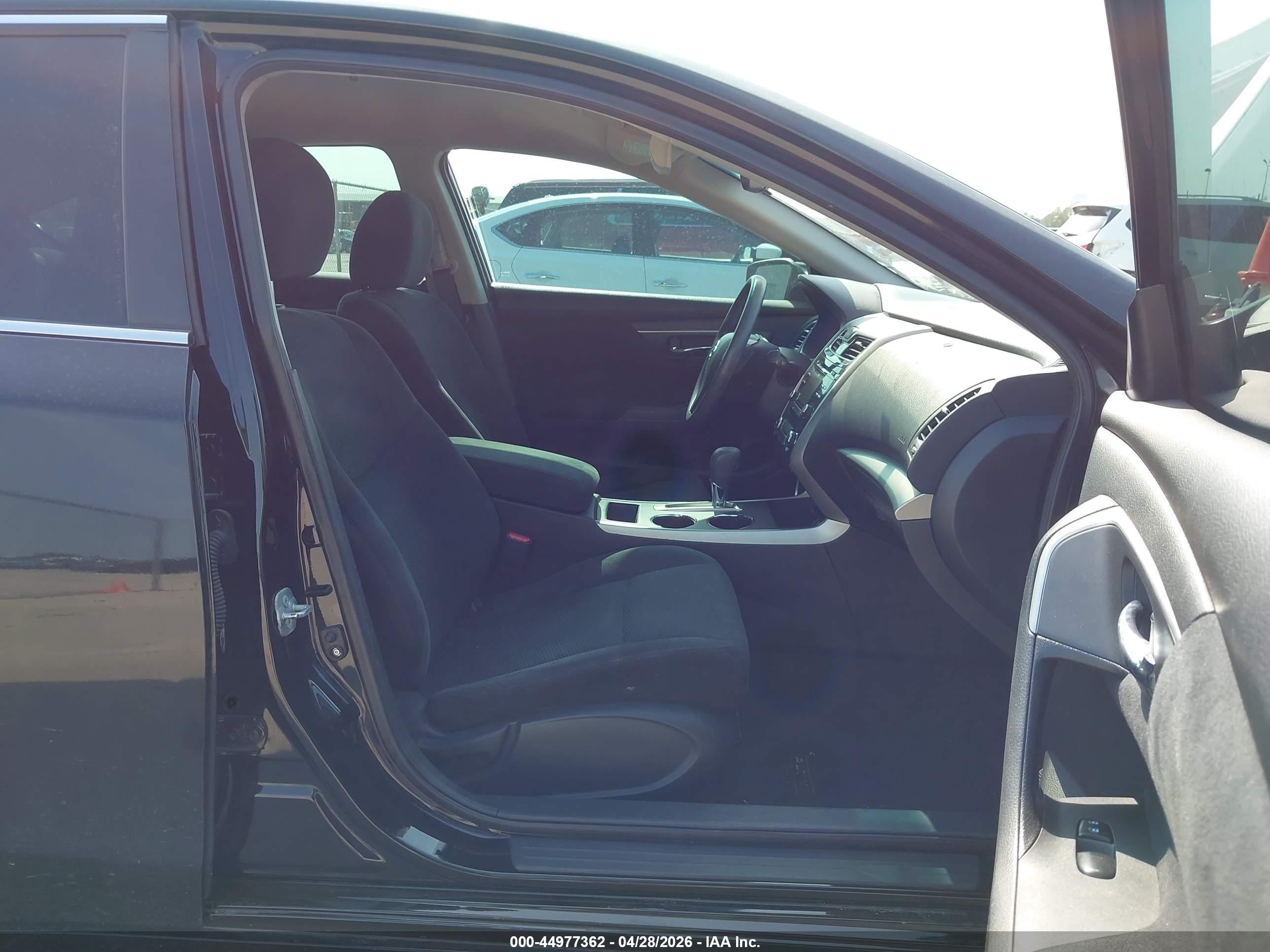 2015 Nissan Altima 2.5 S Black vin: 1N4AL3APXFN378191
