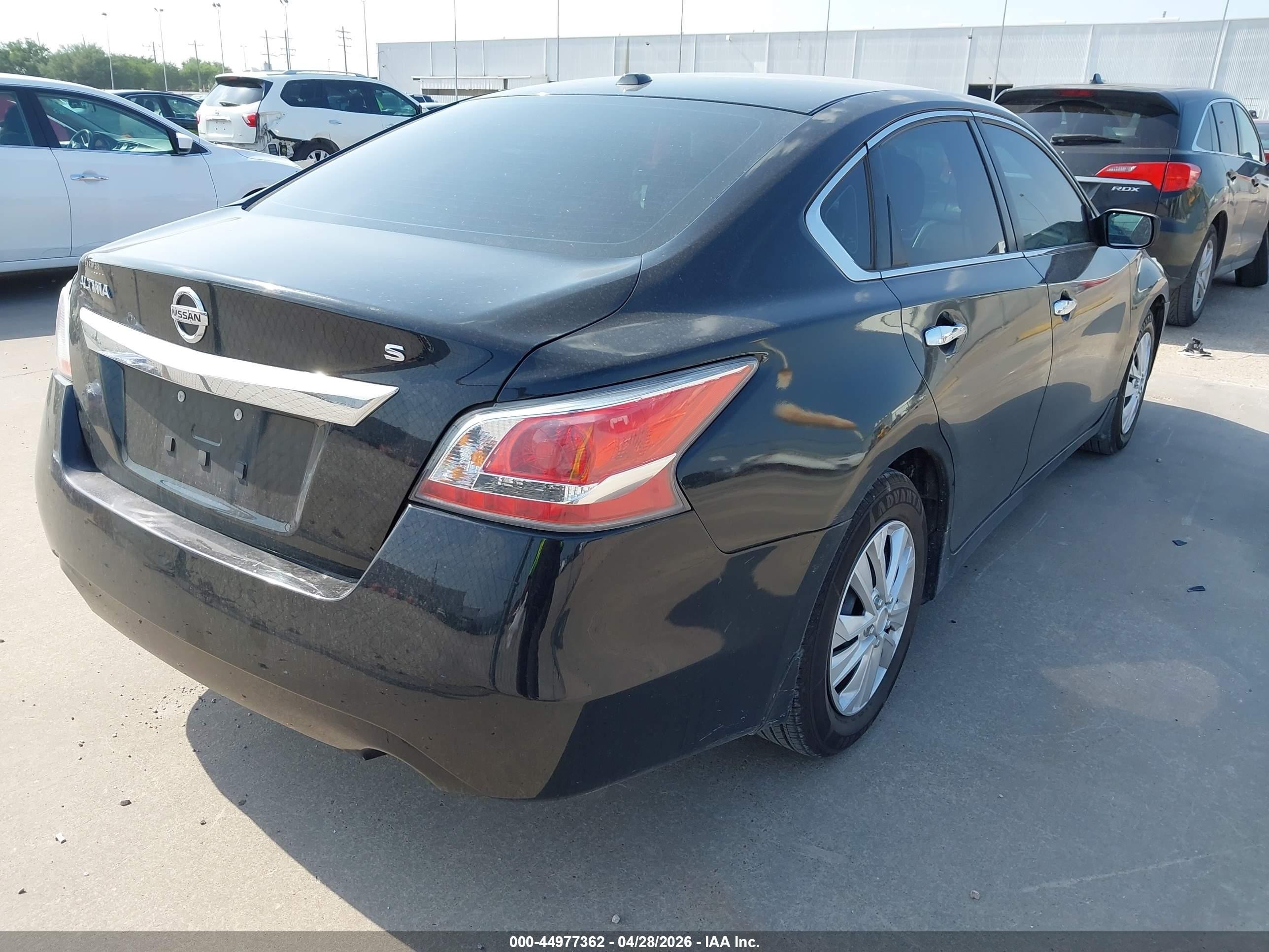 2015 Nissan Altima 2.5 S Black vin: 1N4AL3APXFN378191