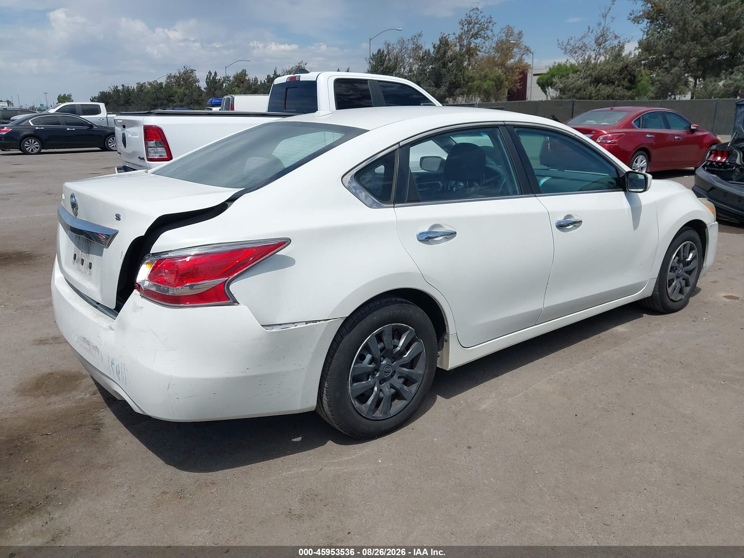 2015 Nissan Altima 2.5/2.5 S/2.5 Sl/2.5 Sv White vin: 1N4AL3APXFN379874