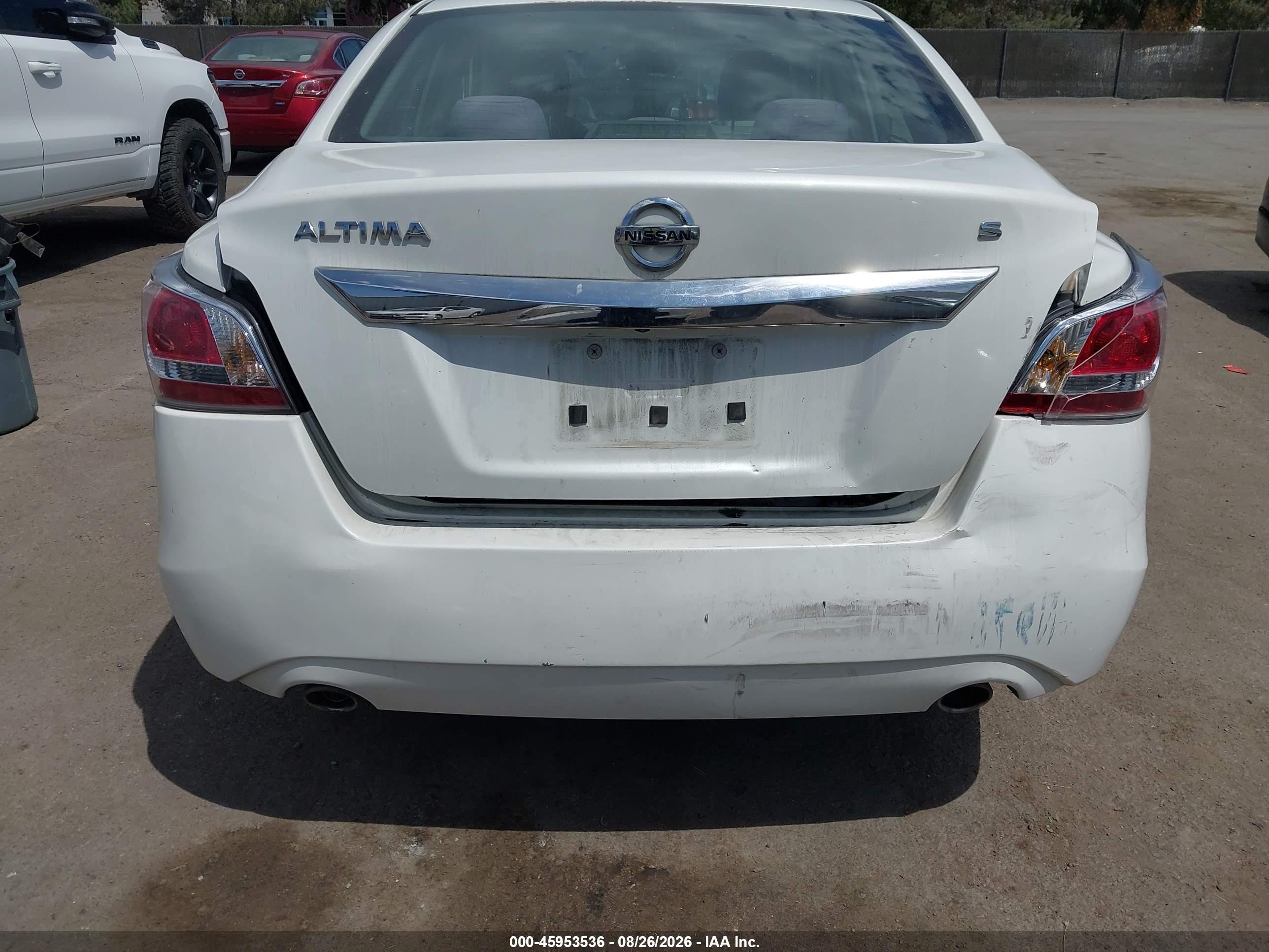 2015 Nissan Altima 2.5/2.5 S/2.5 Sl/2.5 Sv White vin: 1N4AL3APXFN379874