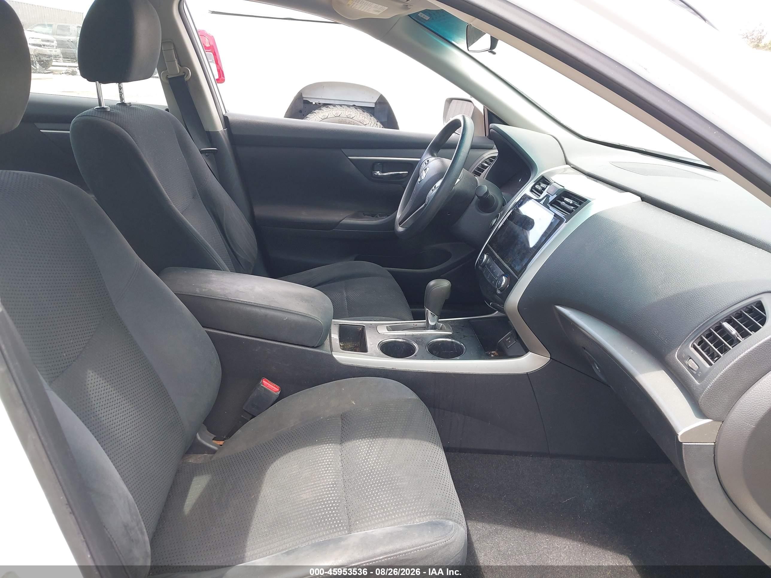 2015 Nissan Altima 2.5/2.5 S/2.5 Sl/2.5 Sv White vin: 1N4AL3APXFN379874
