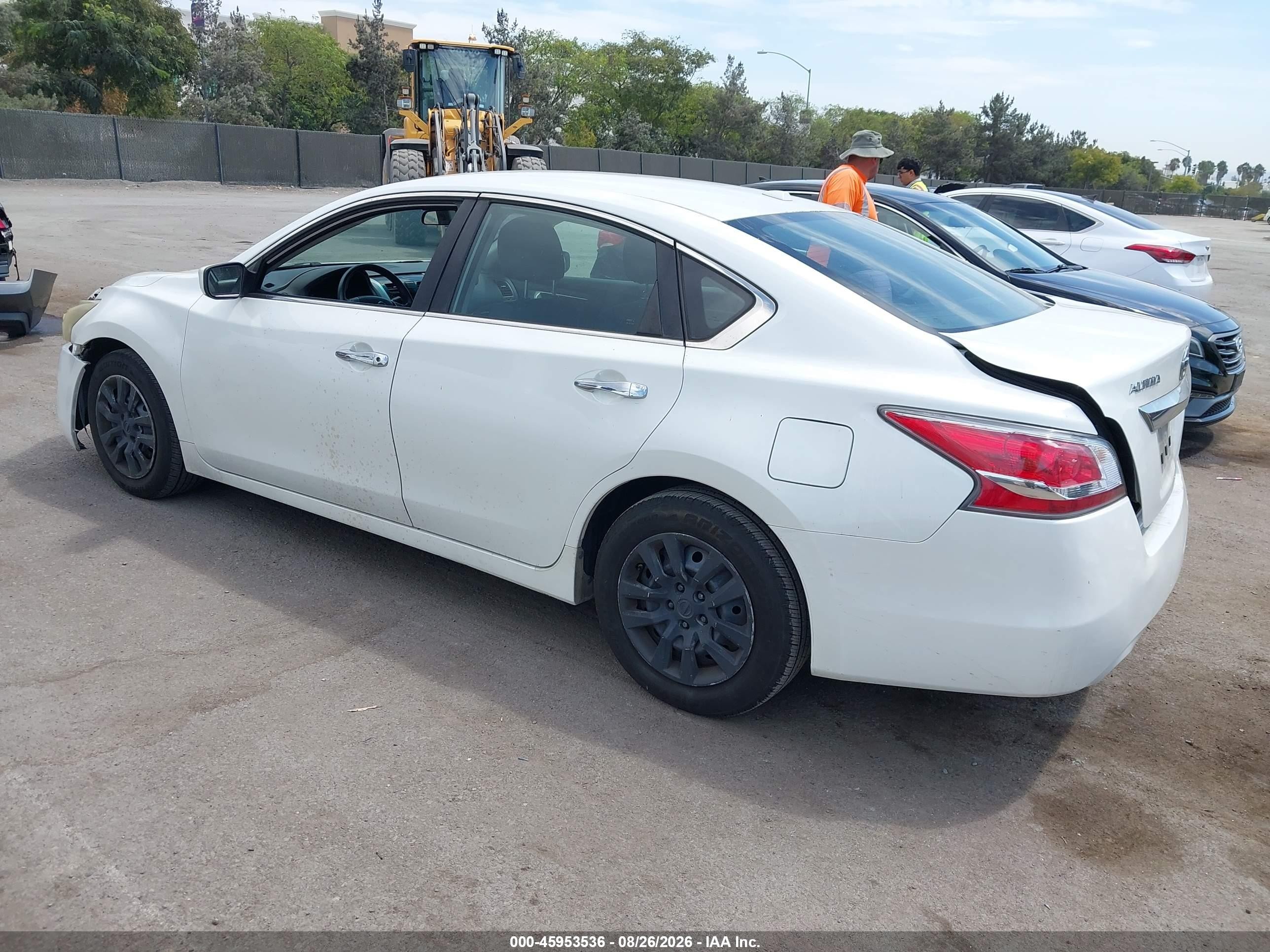 2015 Nissan Altima 2.5/2.5 S/2.5 Sl/2.5 Sv White vin: 1N4AL3APXFN379874