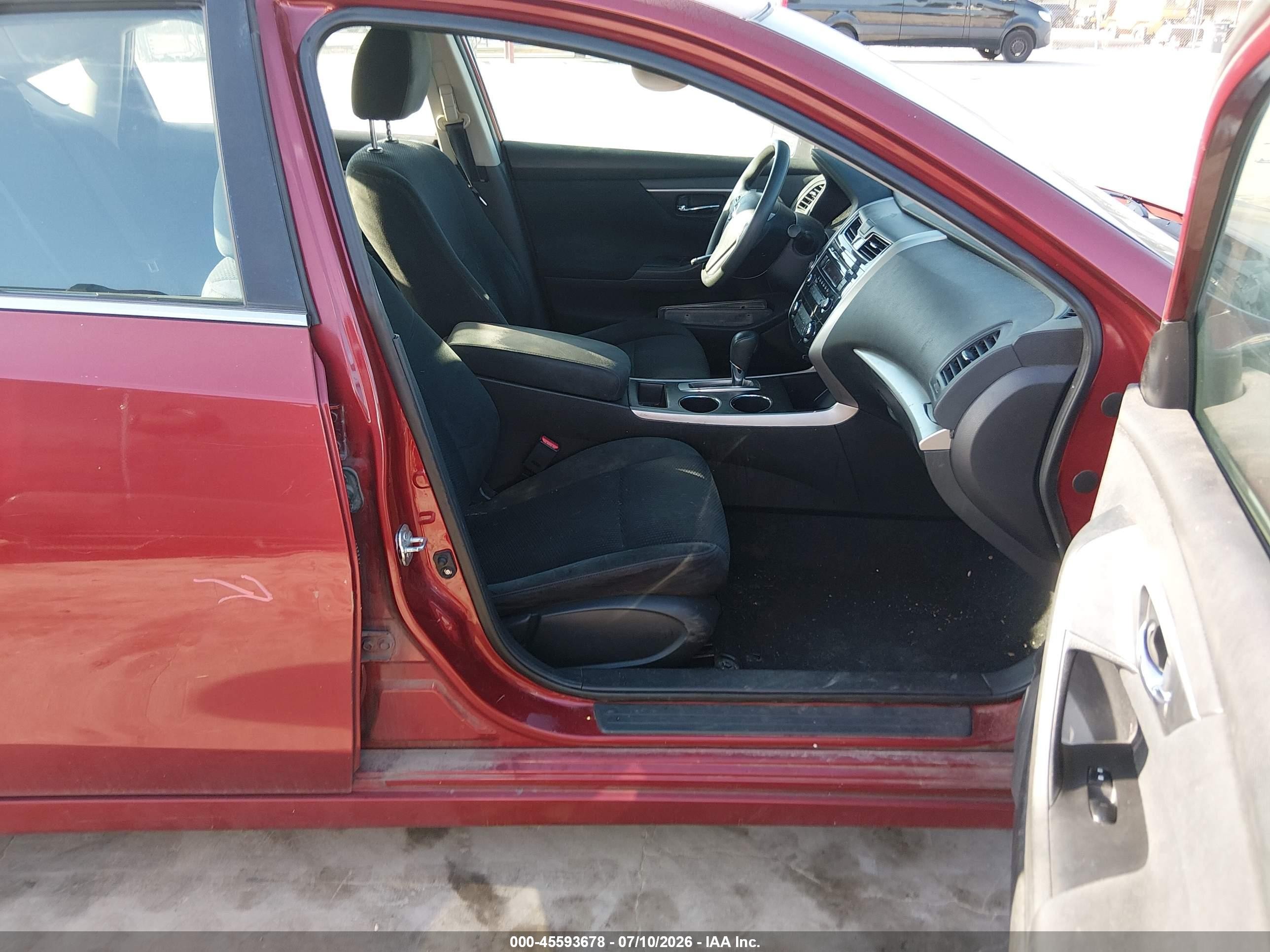 2015 Nissan Altima 2.5/2.5 S/2.5 Sl/2.5 Sv Red vin: 1N4AL3APXFN382581