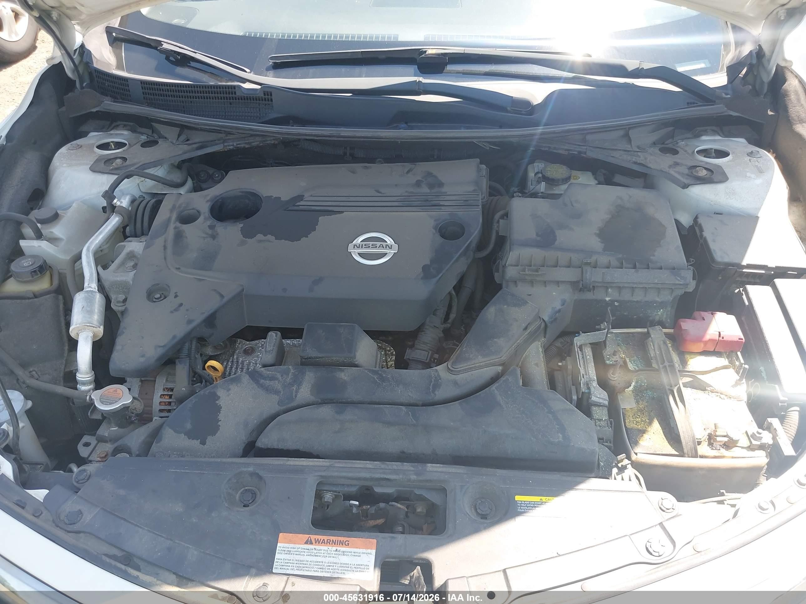 2015 Nissan Altima 2.5 S White vin: 1N4AL3APXFN383410