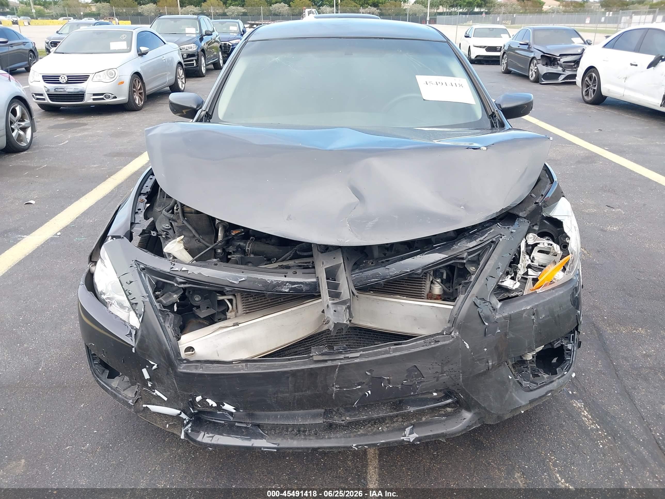 2015 Nissan Altima   Gray vin: 1N4AL3APXFN384797