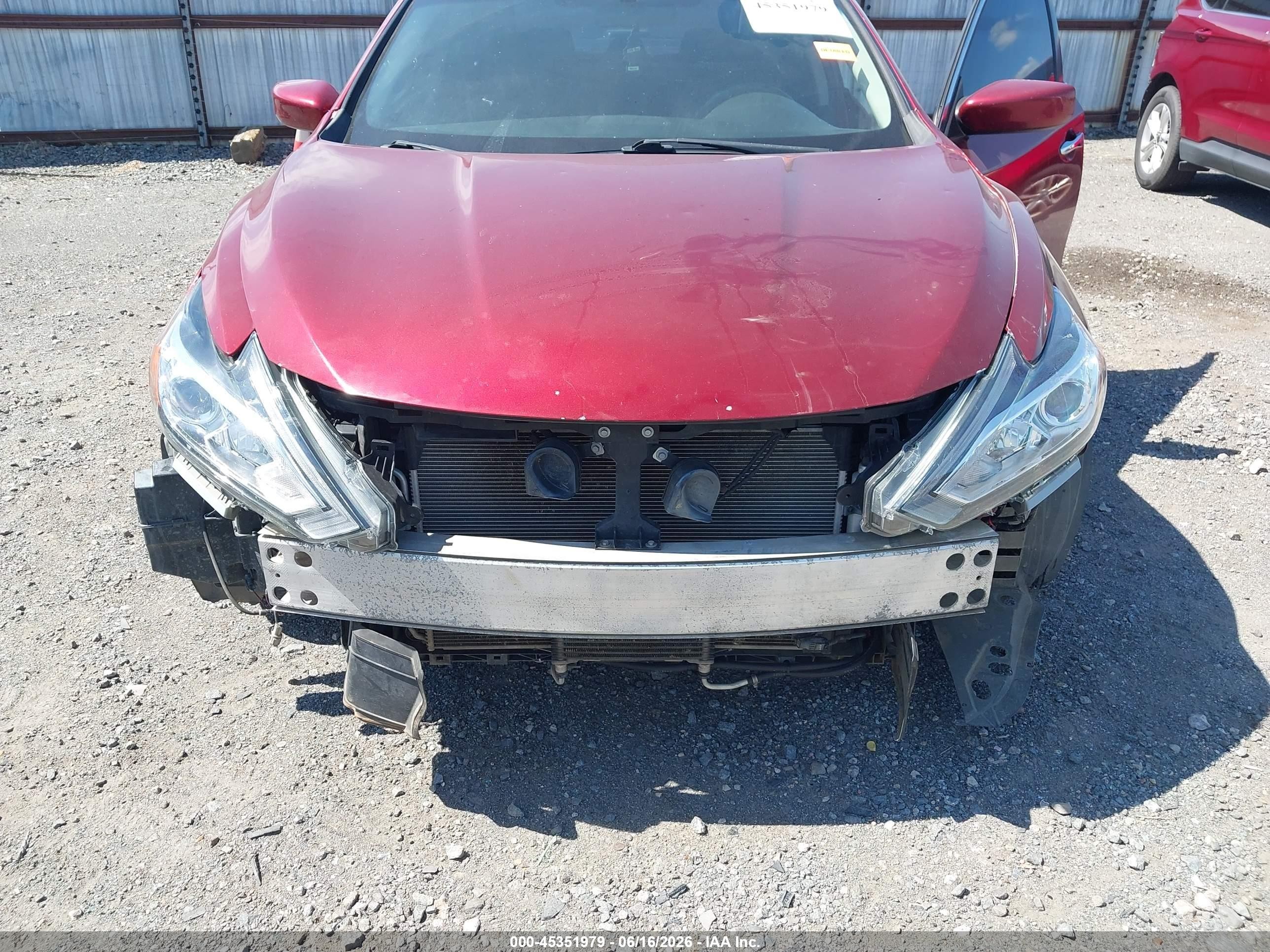 2015 Nissan Altima 2.5/2.5 S/2.5 Sl/2.5 Sv Maroon vin: 1N4AL3APXFN387697