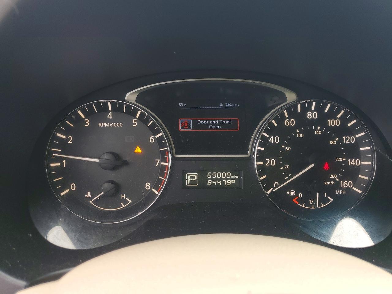 2015 Nissan Altima 2.5 S White vin: 1N4AL3APXFN392947