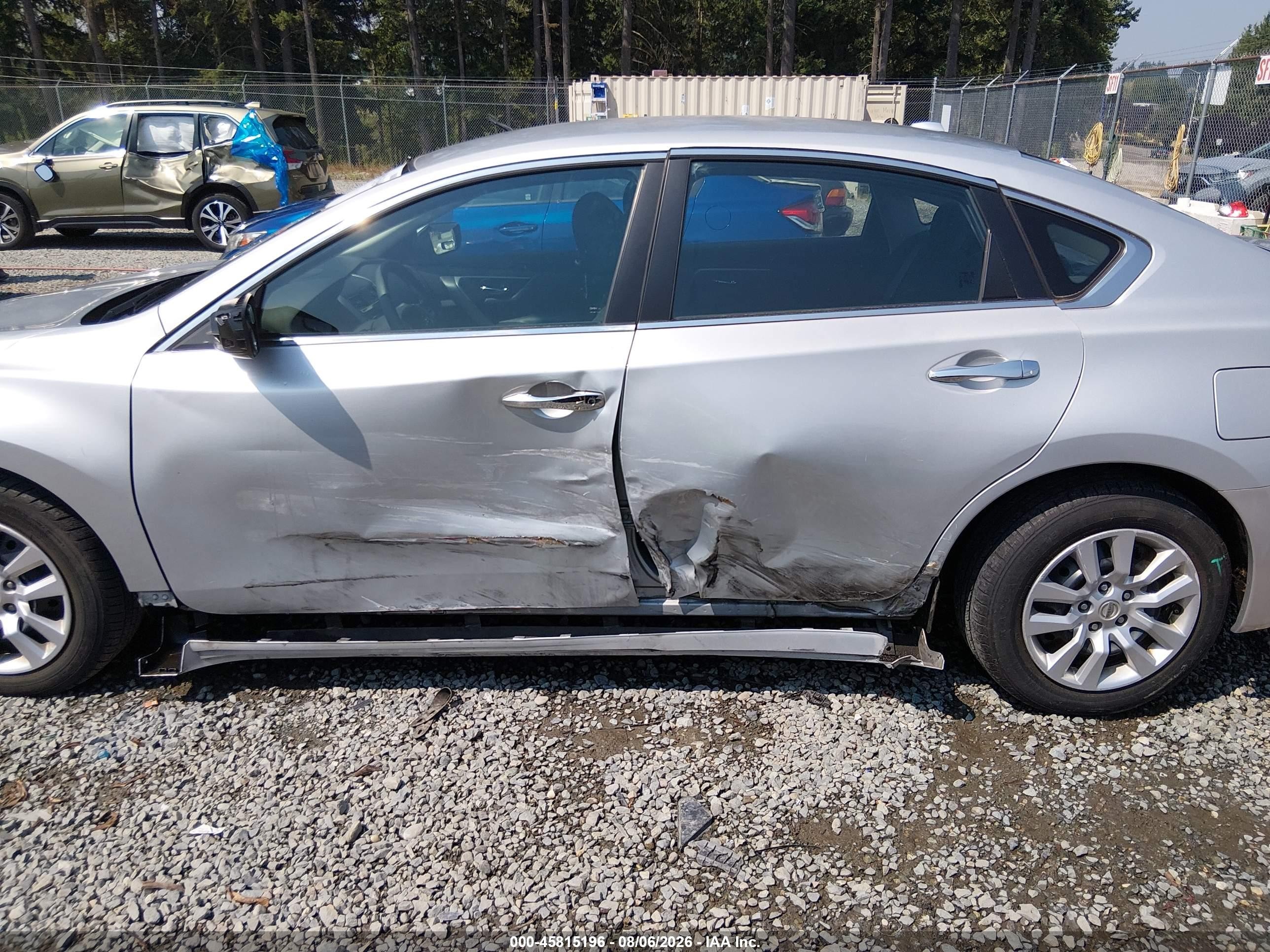 2015 Nissan Altima 2.5/2.5 S/2.5 Sl/2.5 Sv Silver vin: 1N4AL3APXFN885298