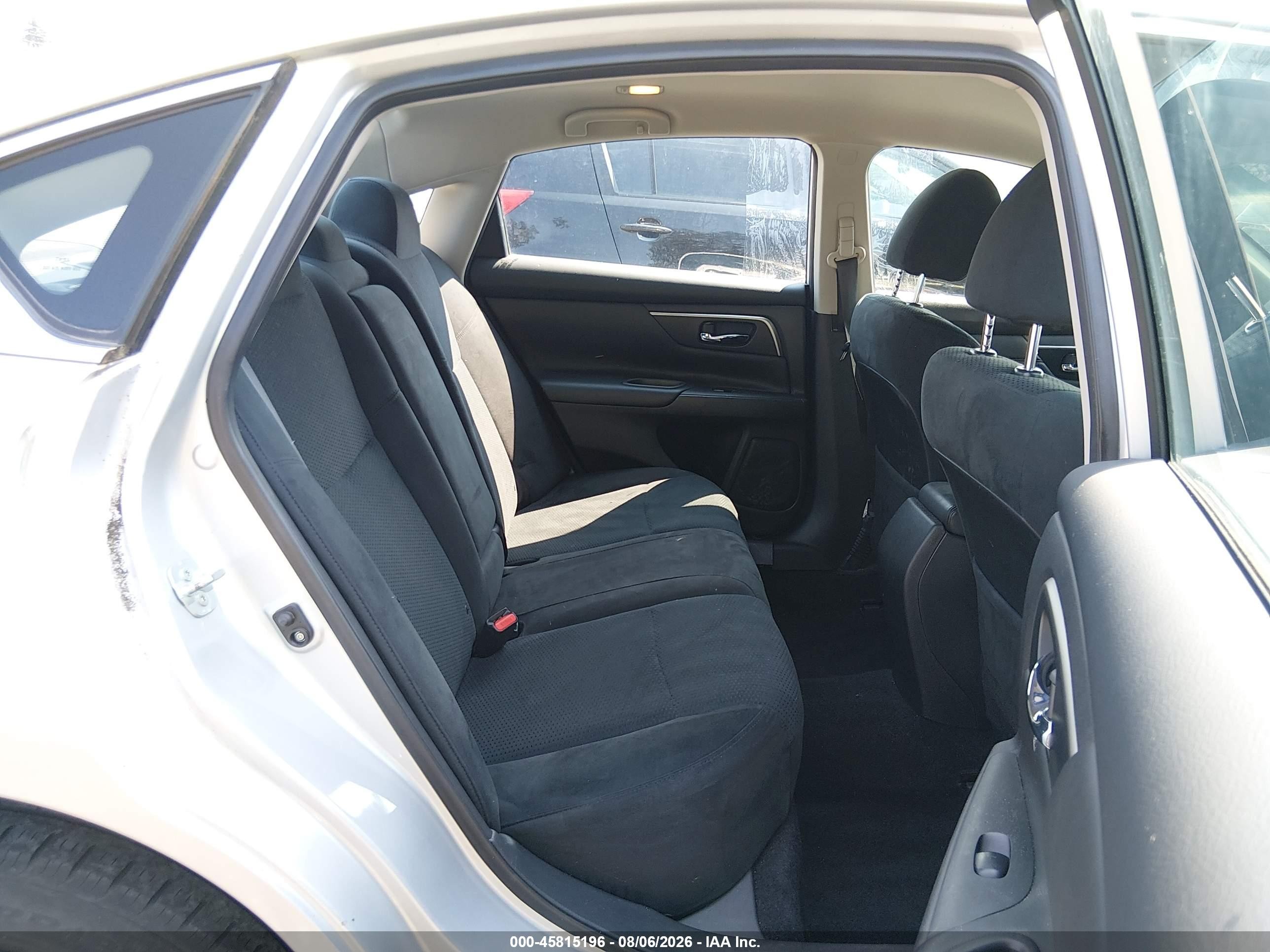 2015 Nissan Altima 2.5/2.5 S/2.5 Sl/2.5 Sv Silver vin: 1N4AL3APXFN885298