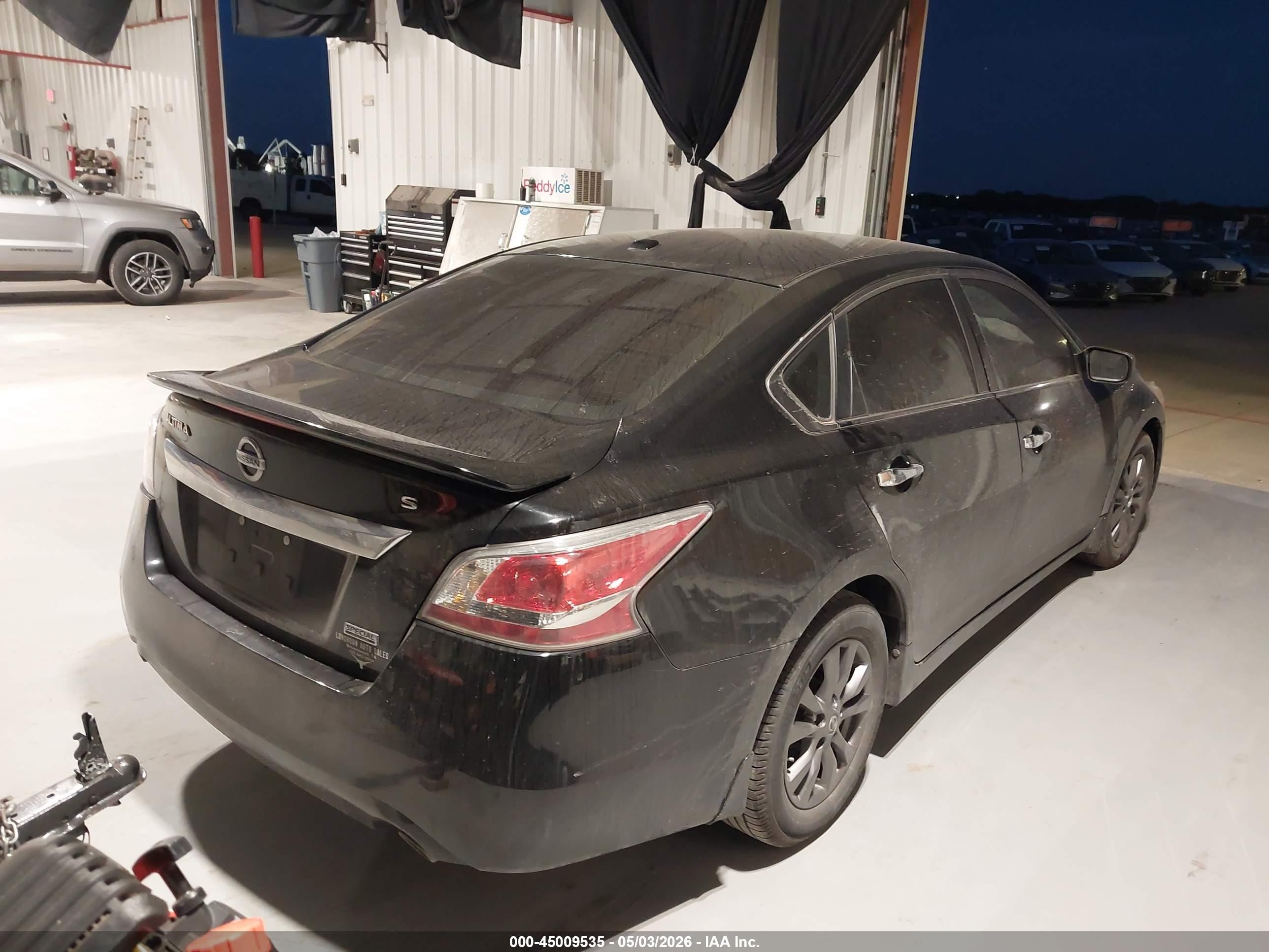 2015 Nissan Altima 2.5 S Black vin: 1N4AL3APXFN897502