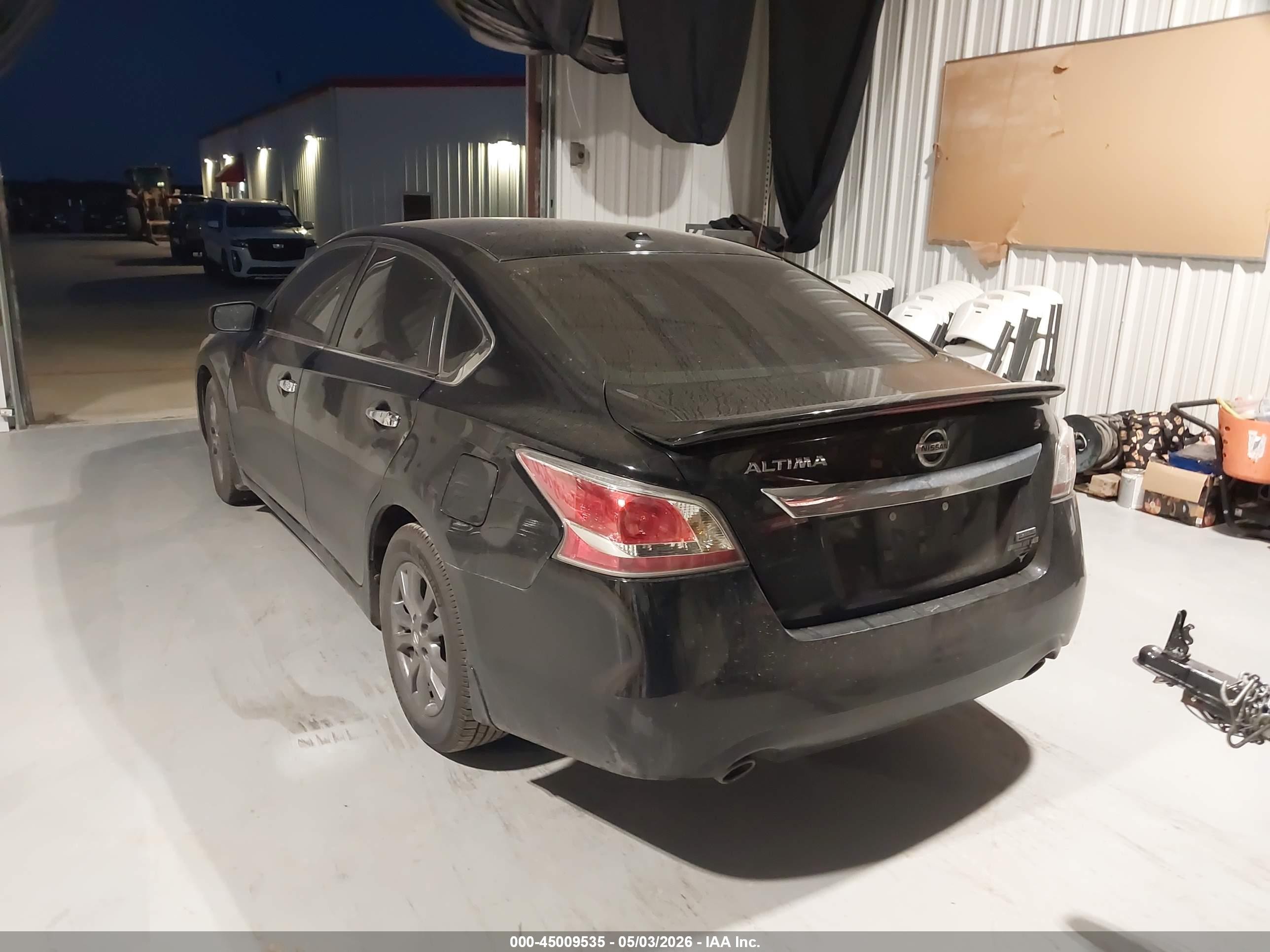 2015 Nissan Altima 2.5 S Black vin: 1N4AL3APXFN897502