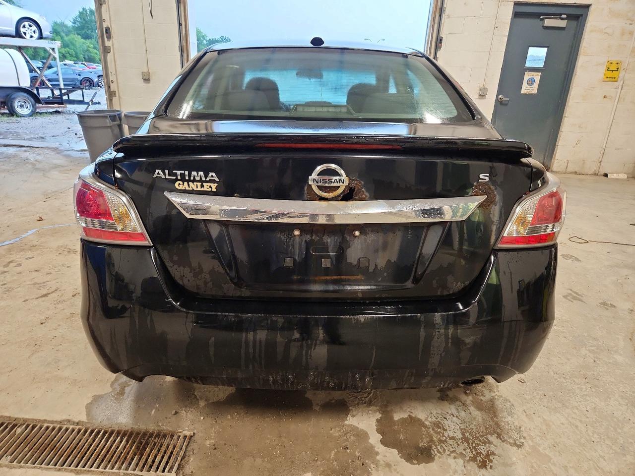 2015 Nissan Altima 2.5 S Black vin: 1N4AL3APXFN898505