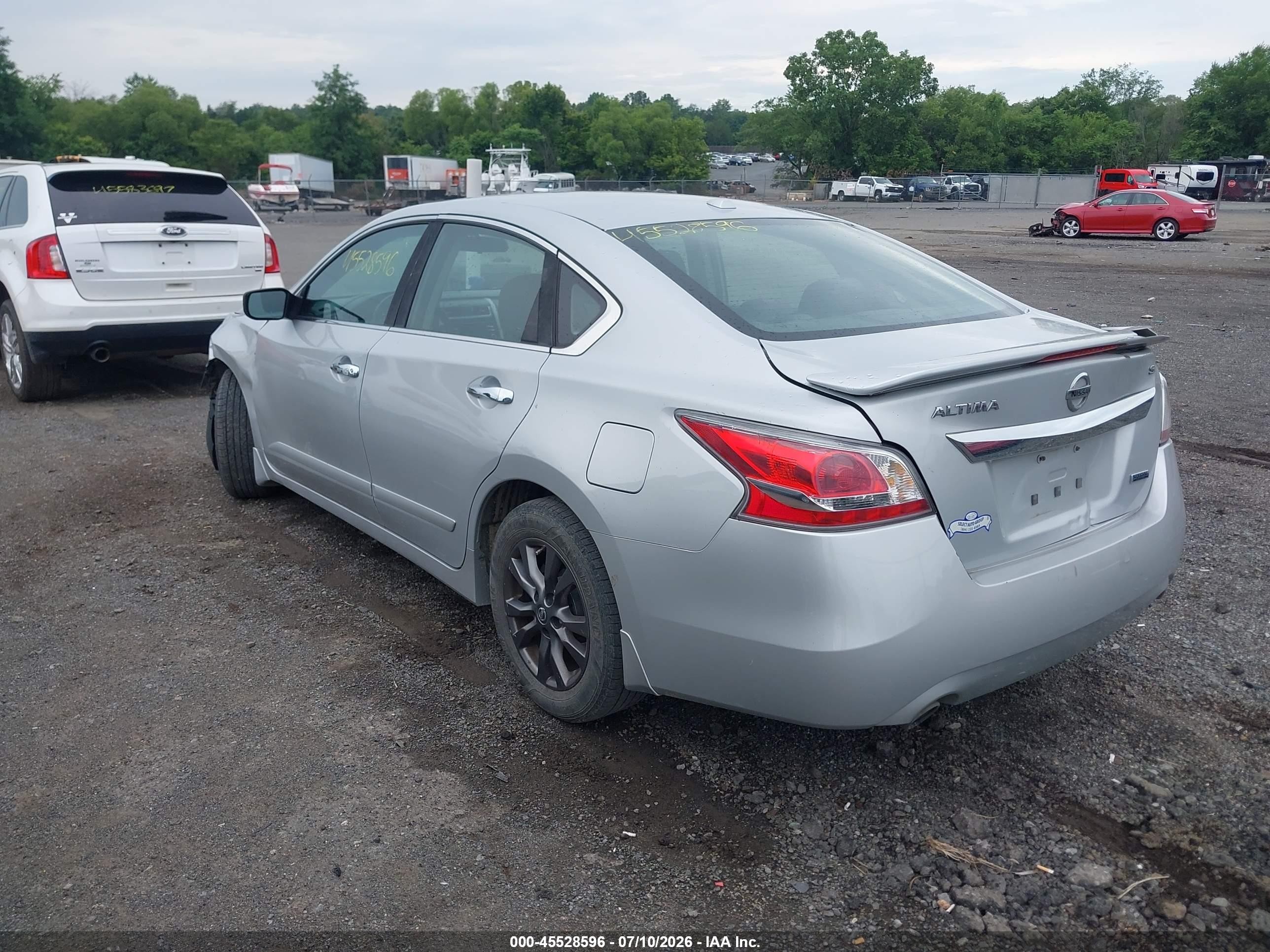 2015 Nissan Altima 2.5 S Silver vin: 1N4AL3APXFN901693