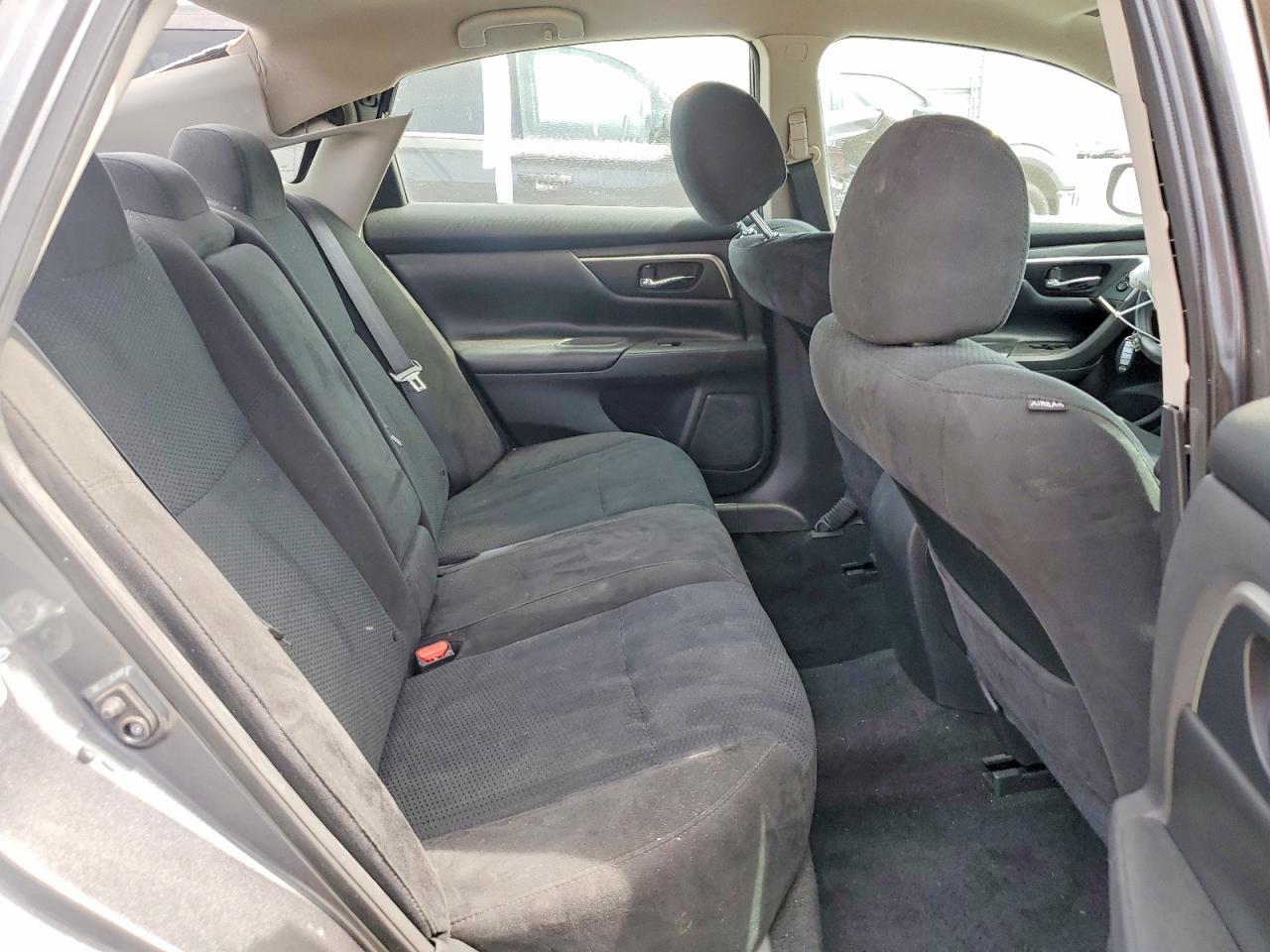 2015 Nissan Altima 2.5 S Silver vin: 1N4AL3APXFN914797