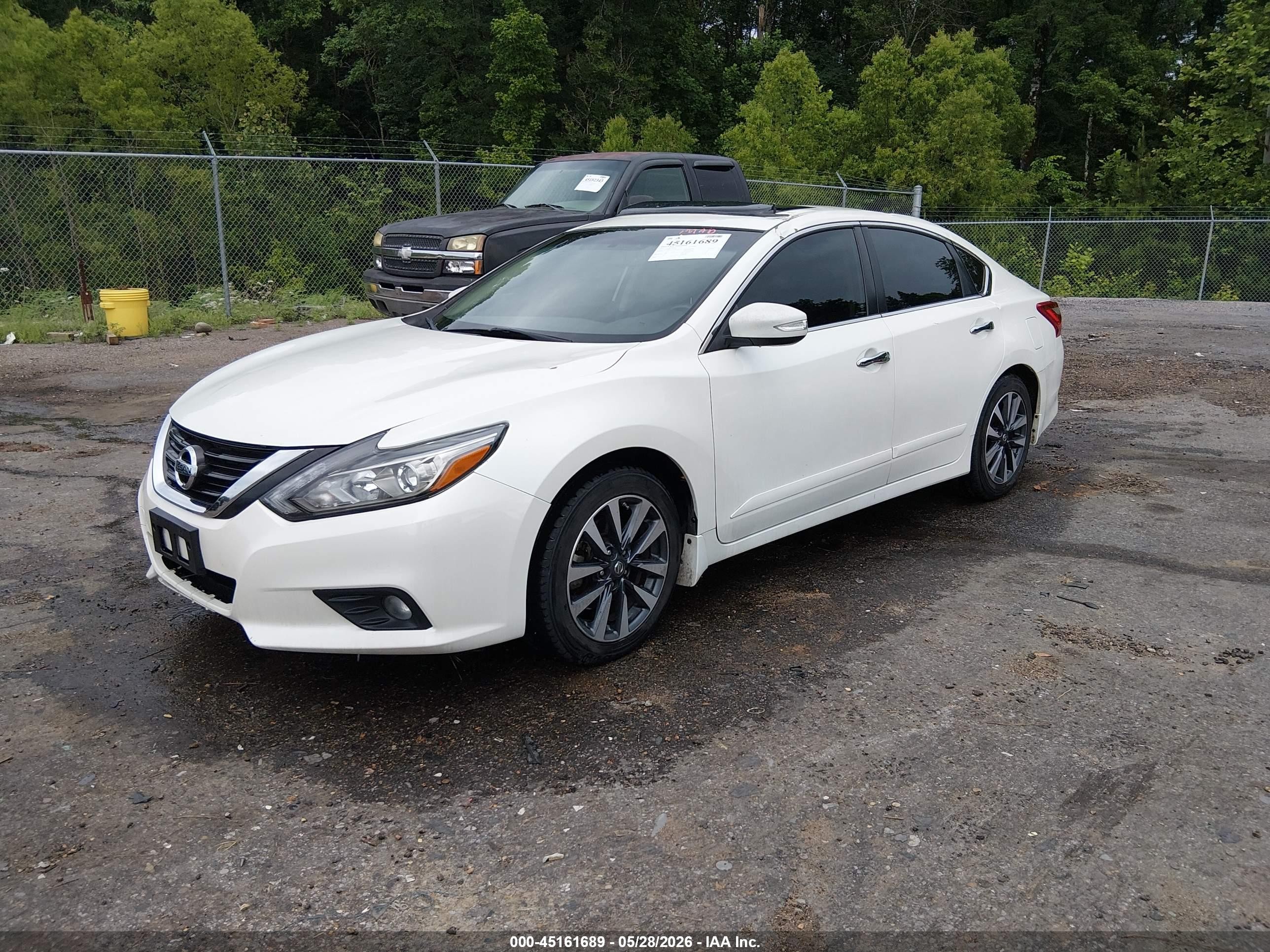 2016 Nissan Altima 2.5 Sl White vin: 1N4AL3APXGC201685