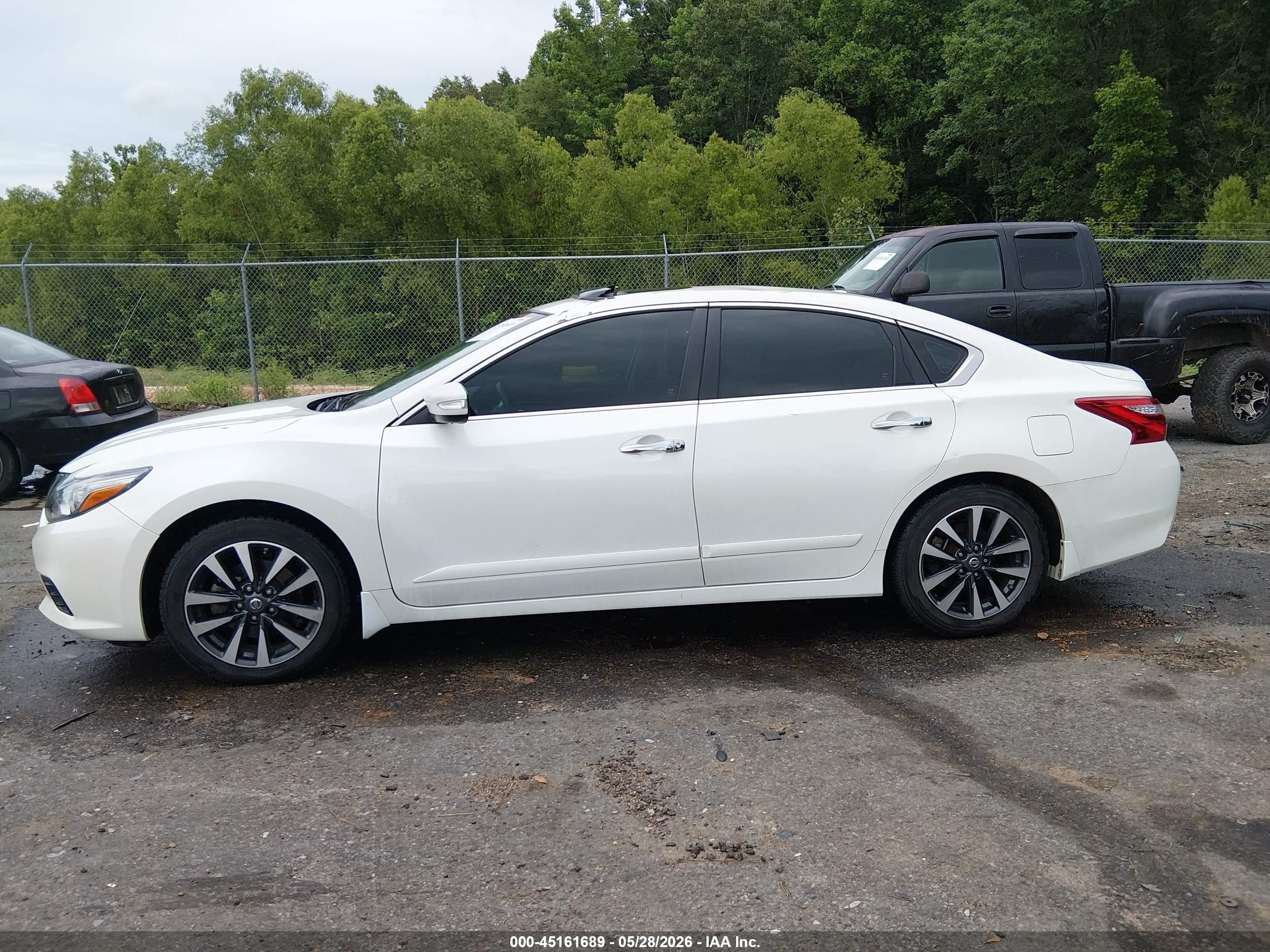 2016 Nissan Altima 2.5 Sl White vin: 1N4AL3APXGC201685
