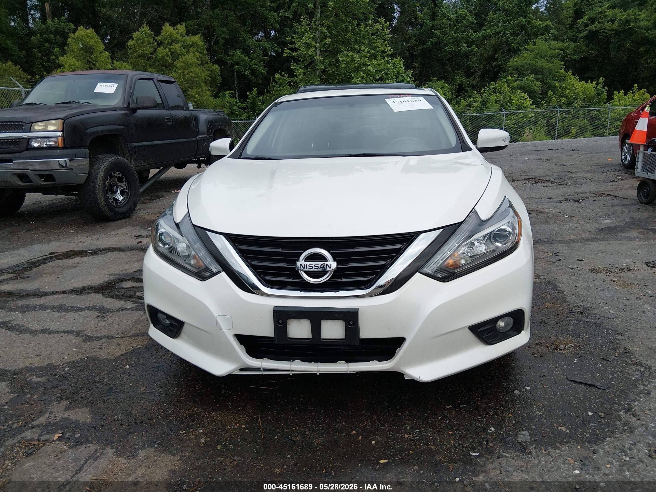 2016 Nissan Altima 2.5 Sl White vin: 1N4AL3APXGC201685
