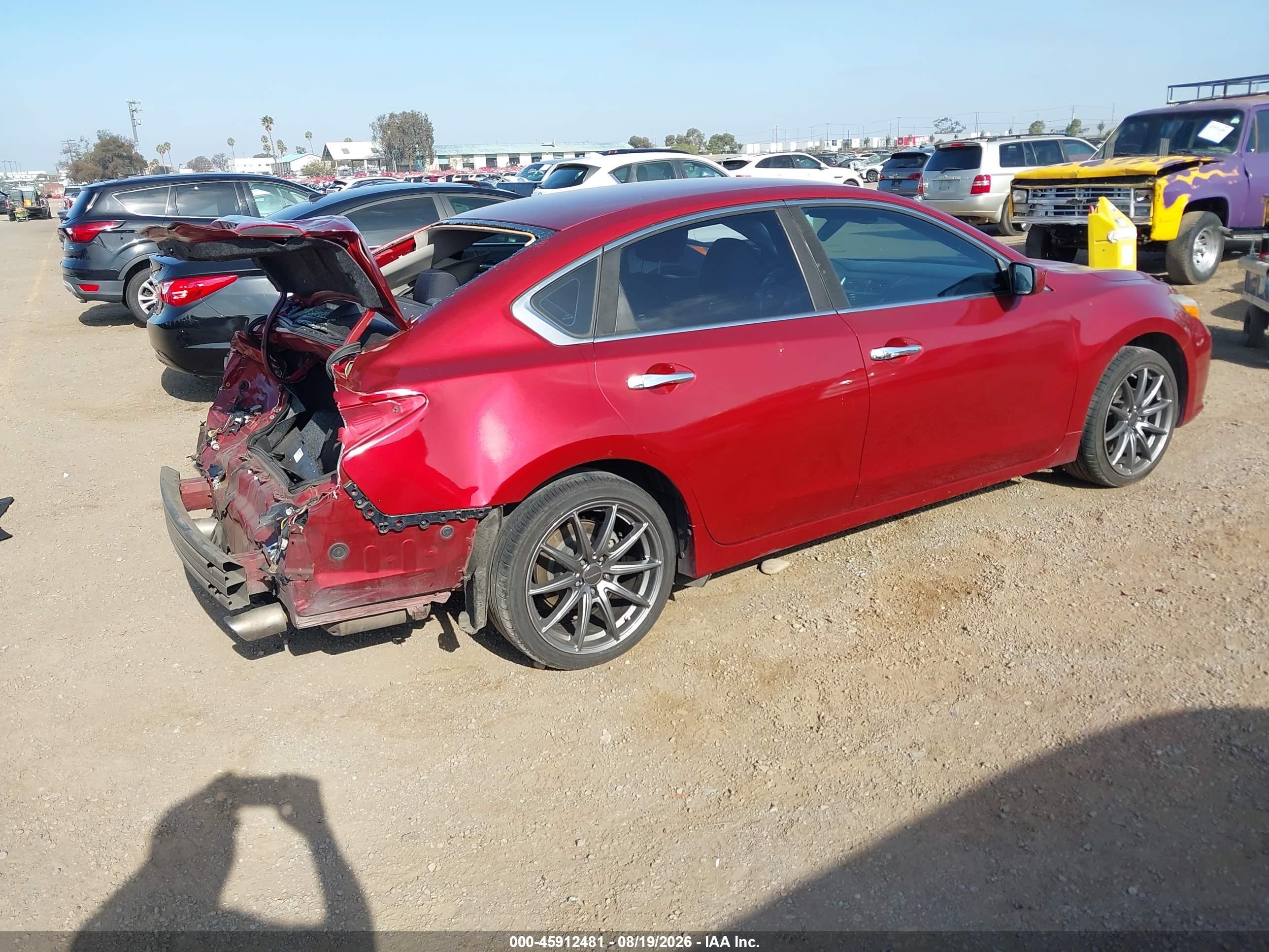 2016 Nissan Altima 2.5 S Burgundy vin: 1N4AL3APXGN356869
