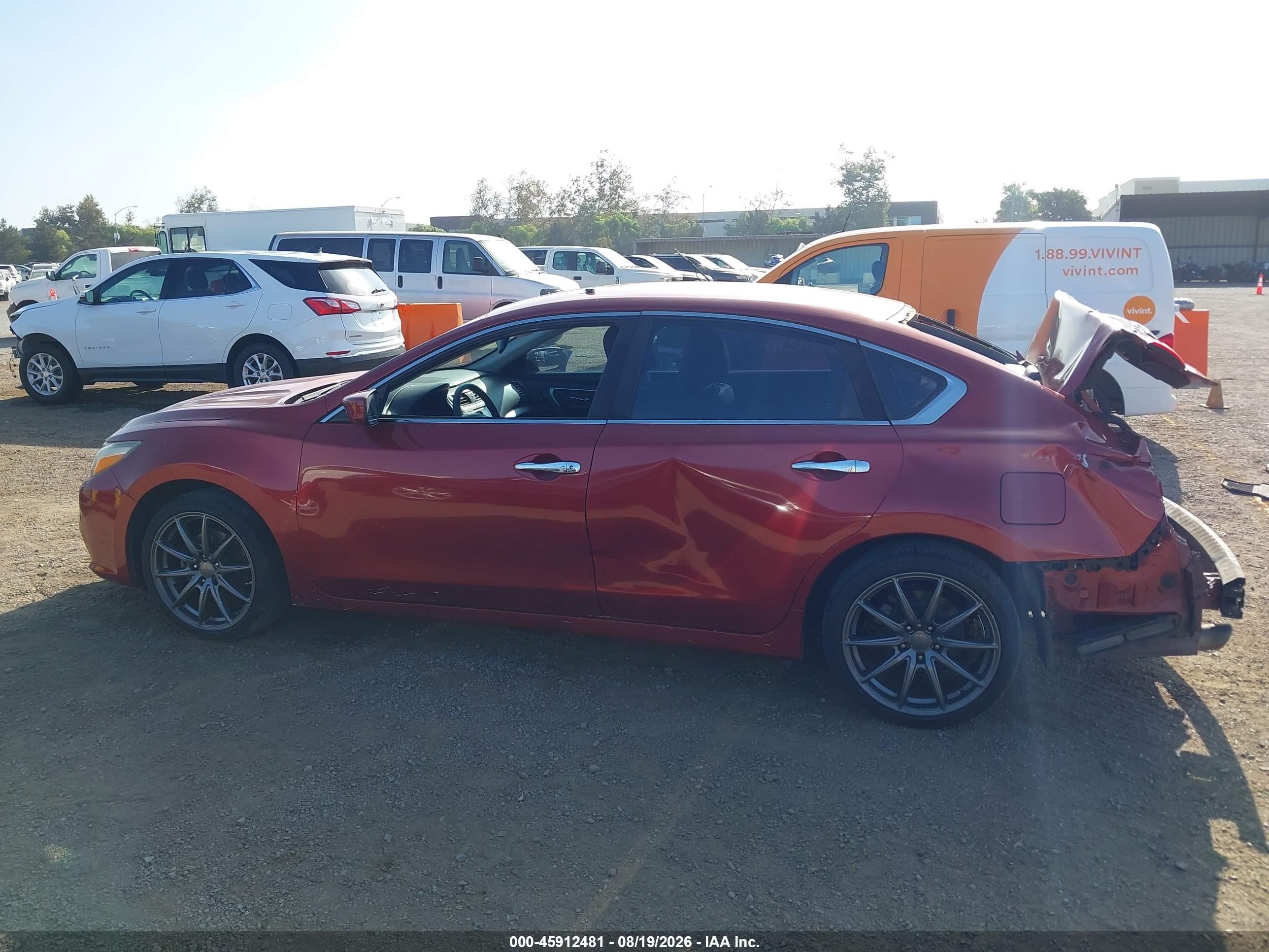 2016 Nissan Altima 2.5 S Burgundy vin: 1N4AL3APXGN356869
