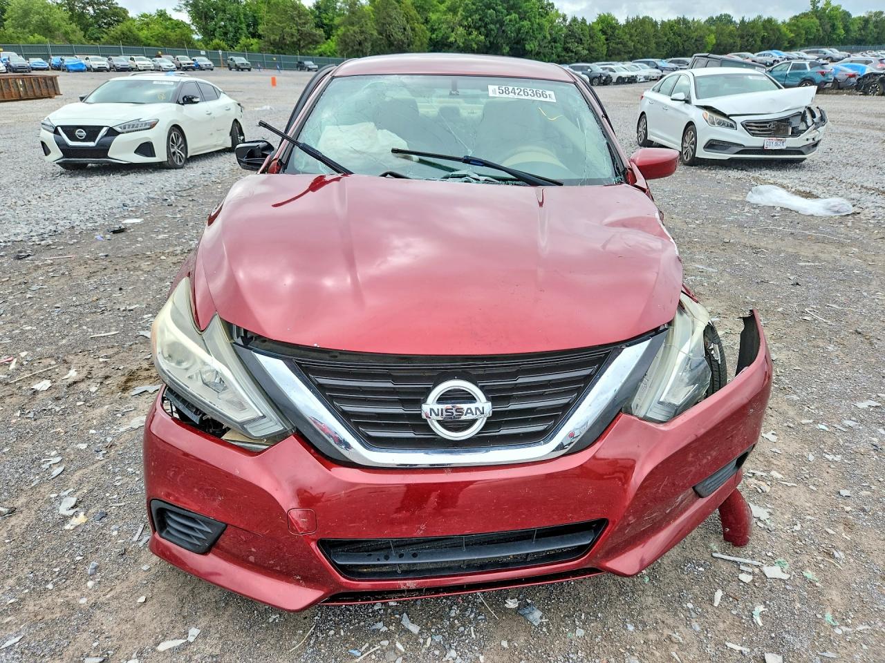 2017 Nissan Altima Maroon vin: 1N4AL3APXHC136564