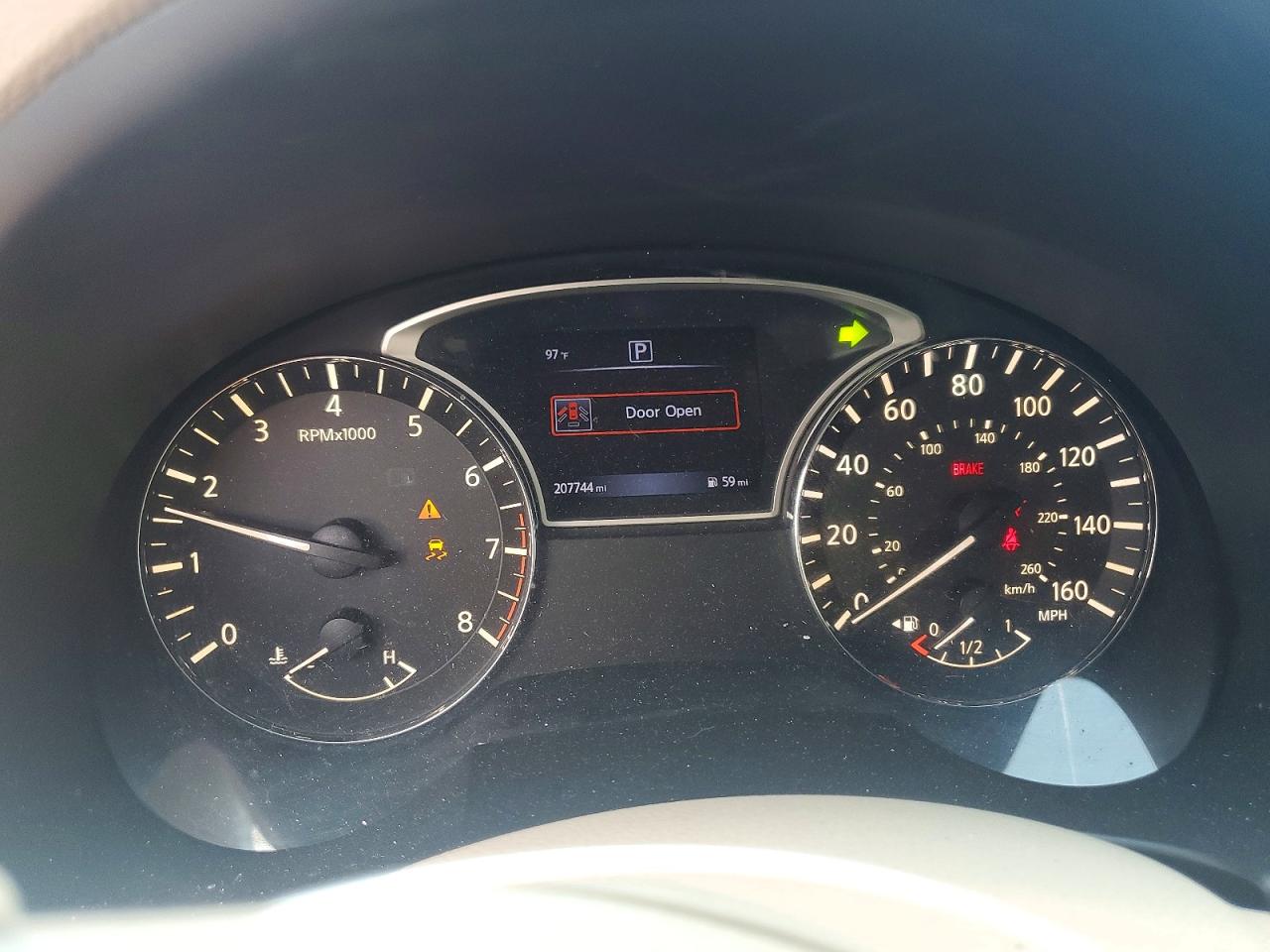 2017 Nissan Altima Maroon vin: 1N4AL3APXHC136564