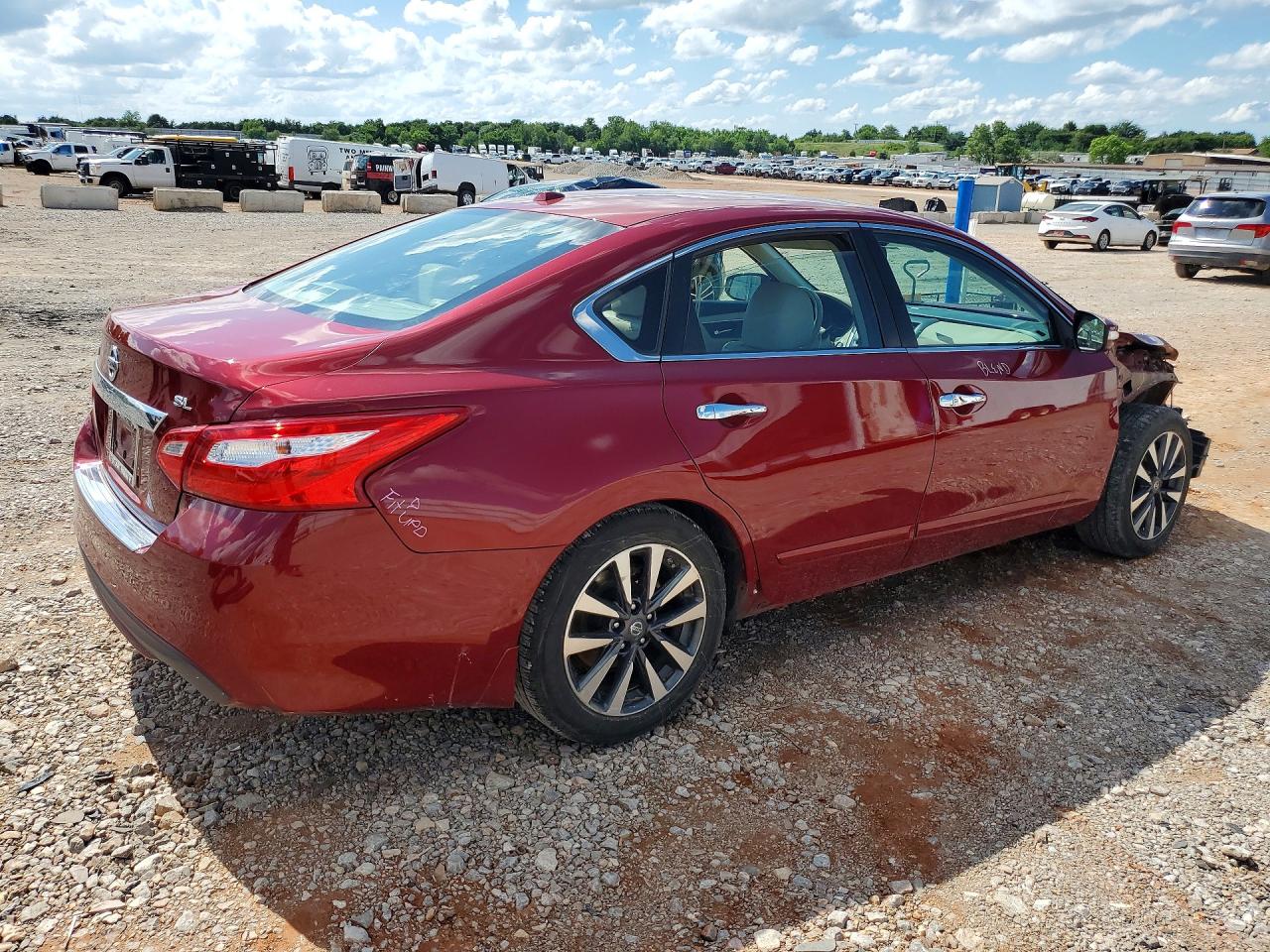 2017 Nissan Altima 2.5 Sl Red vin: 1N4AL3APXHC241184