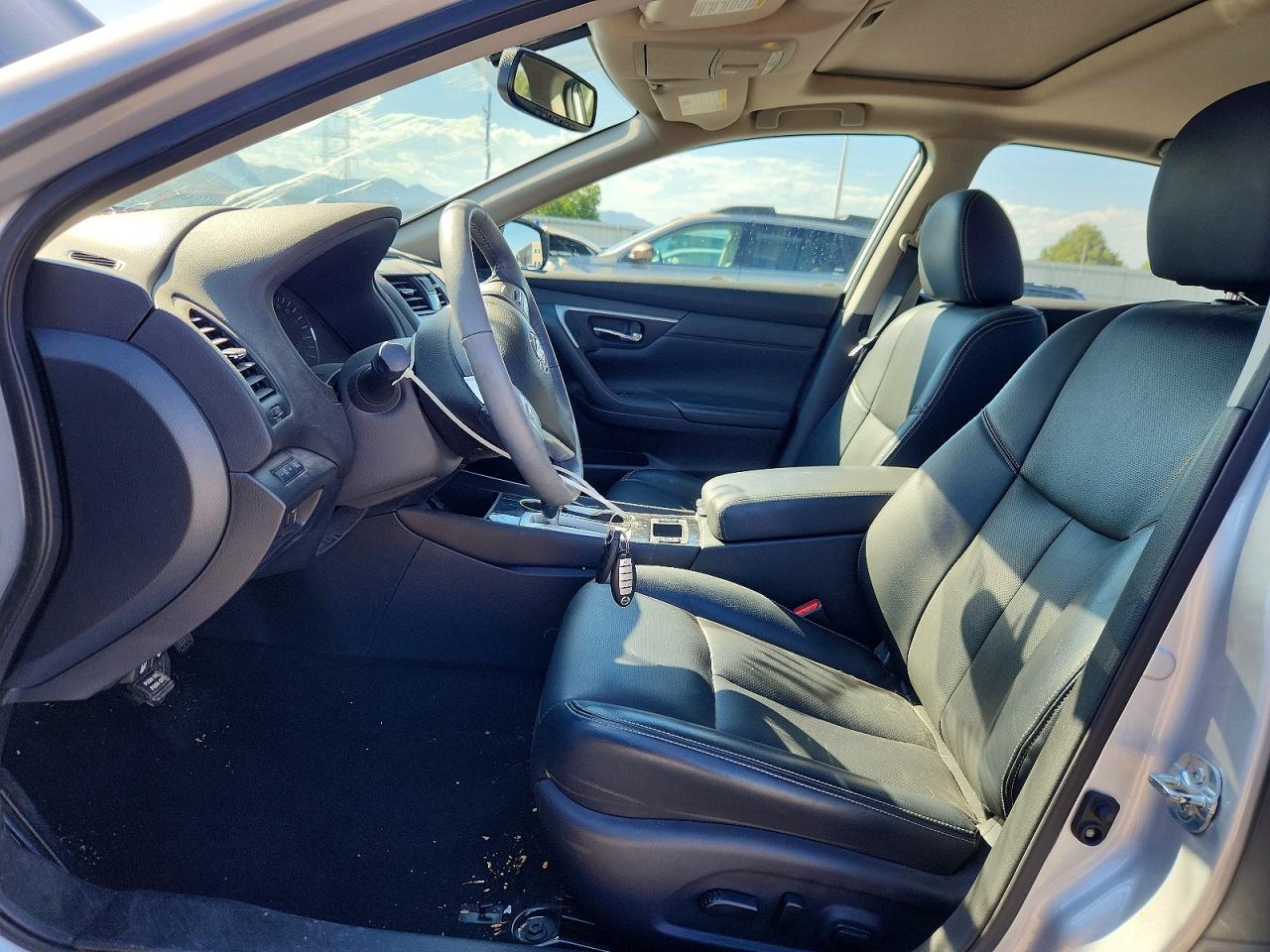 2017 Nissan Altima 2.5 Sl Серебряный vin: 1N4AL3APXHC242190