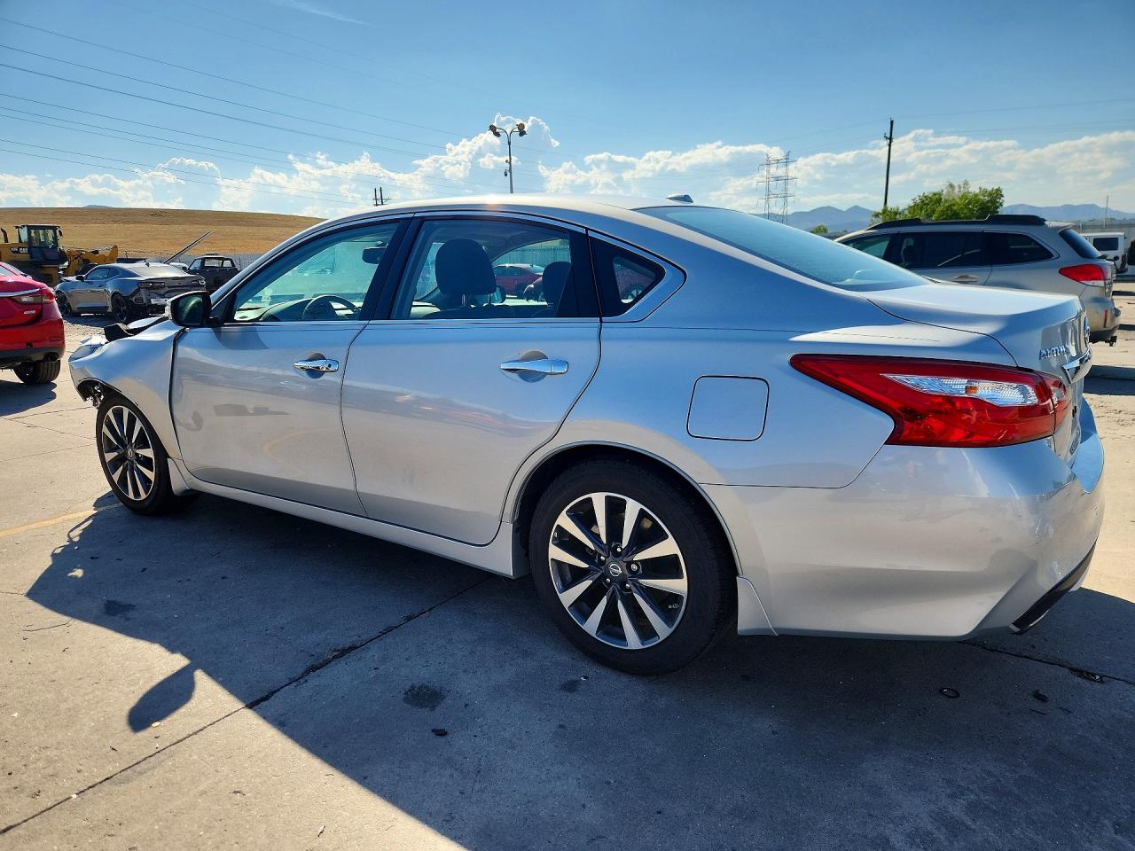 2017 Nissan Altima 2.5 Sl Серебряный vin: 1N4AL3APXHC242190