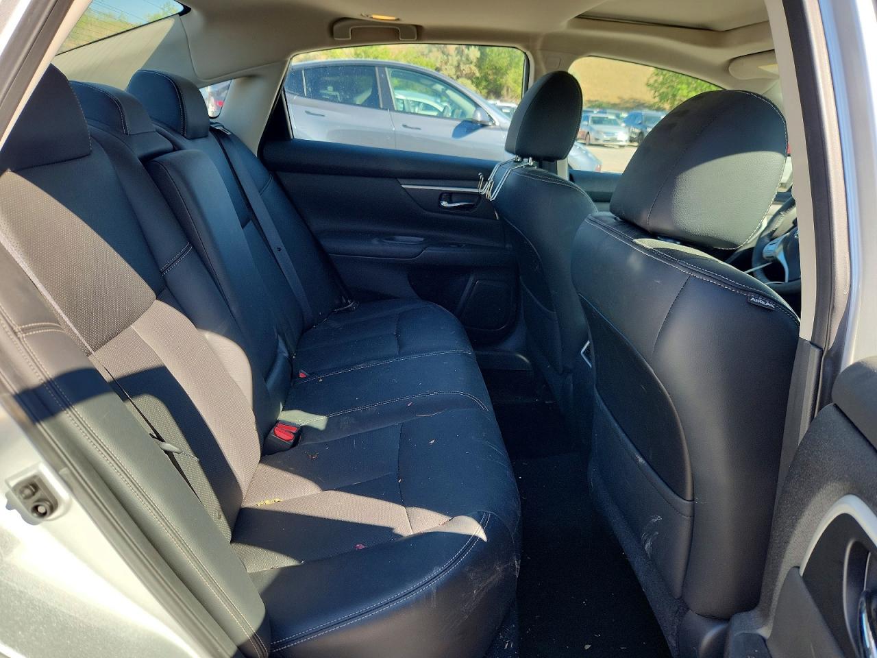 2017 Nissan Altima 2.5 Sl Серебряный vin: 1N4AL3APXHC242190