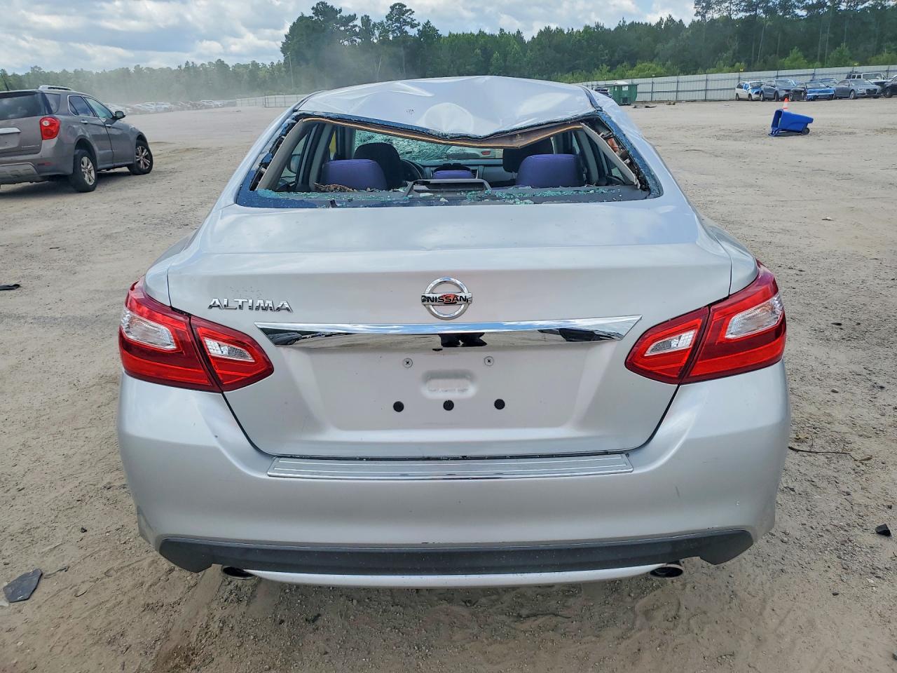 2017 Nissan Altima 2.5 S Silver vin: 1N4AL3APXHC247146
