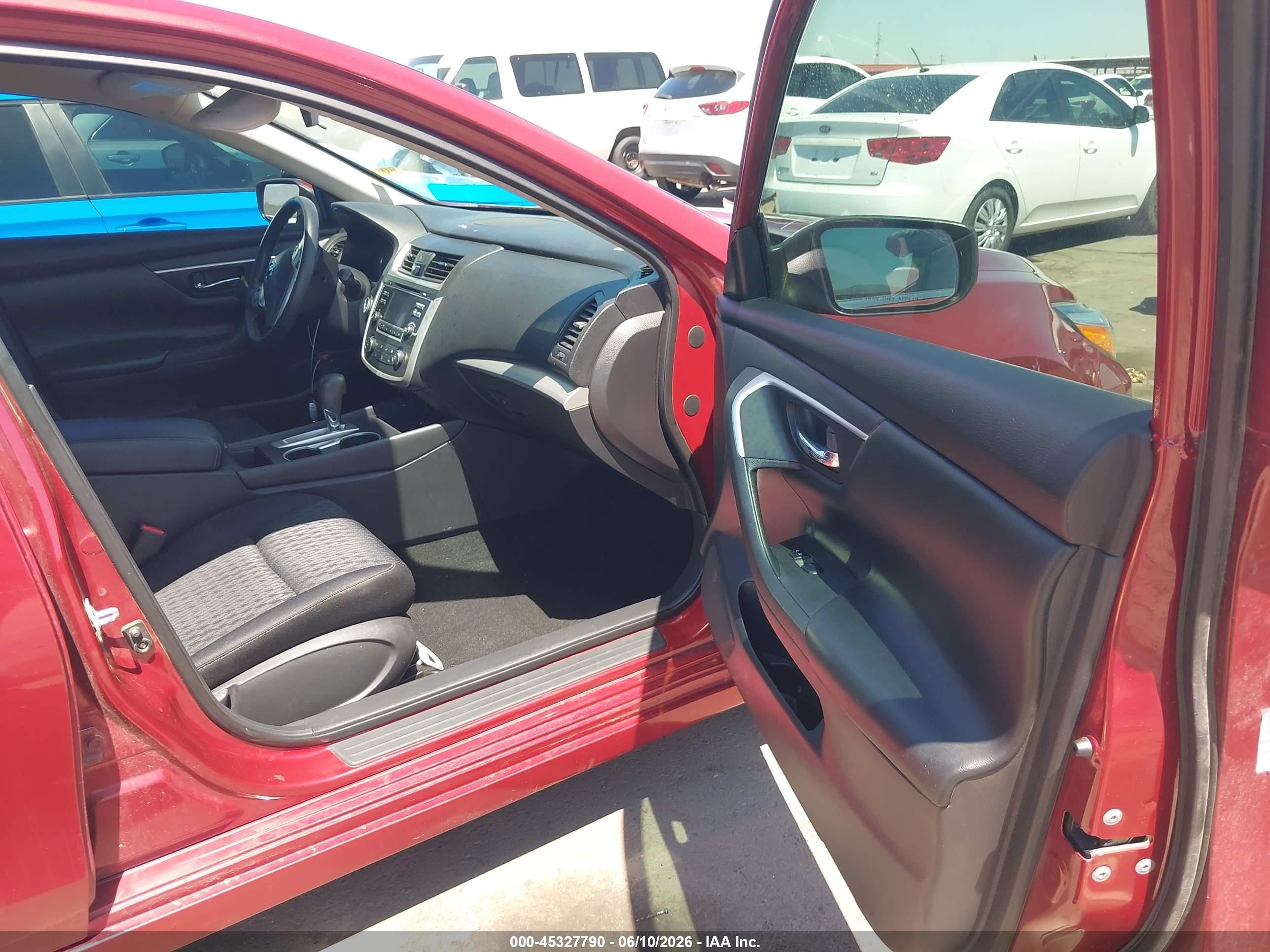 2017 Nissan Altima 2.5 S Red vin: 1N4AL3APXHN306314