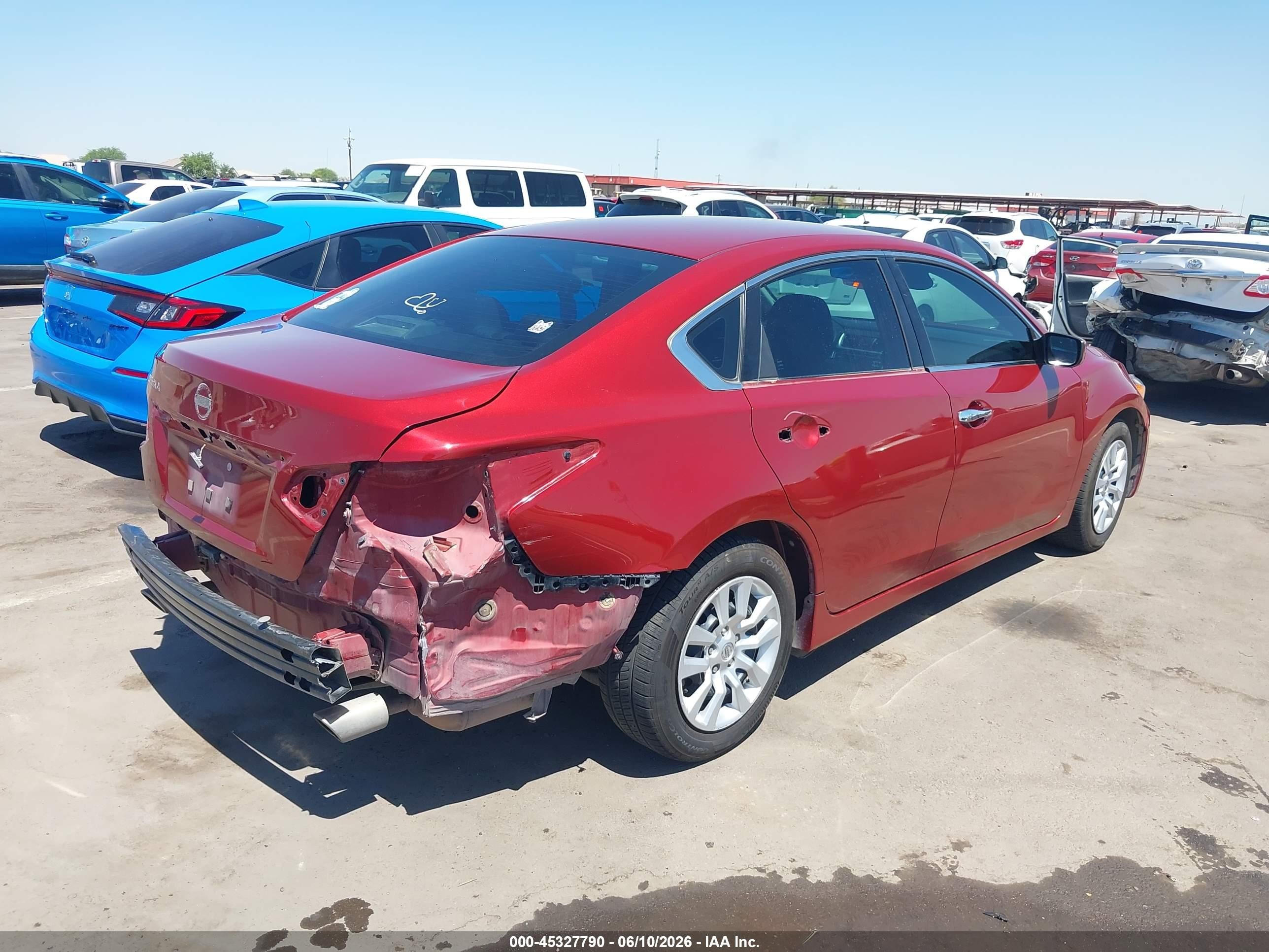 2017 Nissan Altima 2.5 S Red vin: 1N4AL3APXHN306314
