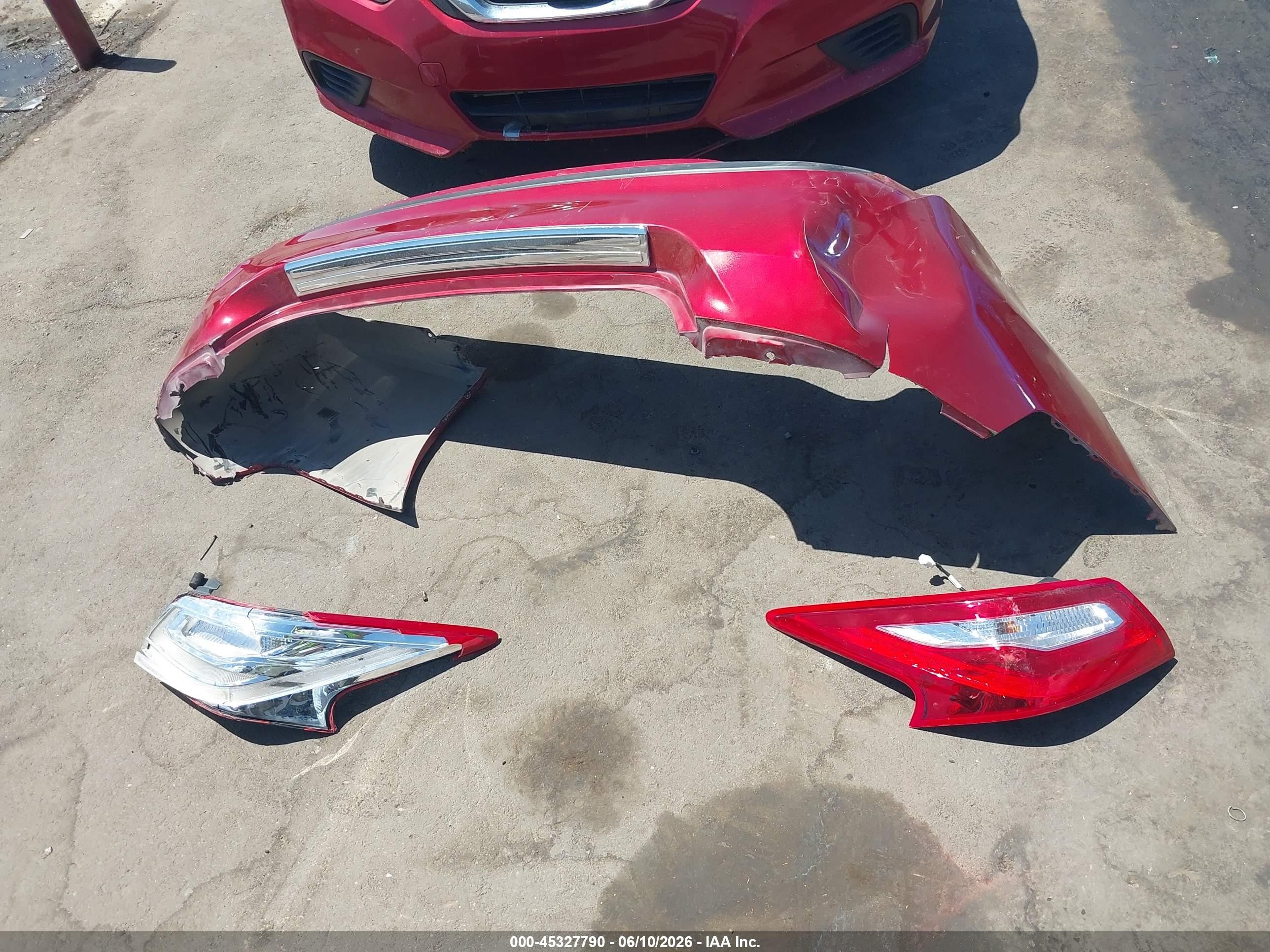 2017 Nissan Altima 2.5 S Red vin: 1N4AL3APXHN306314