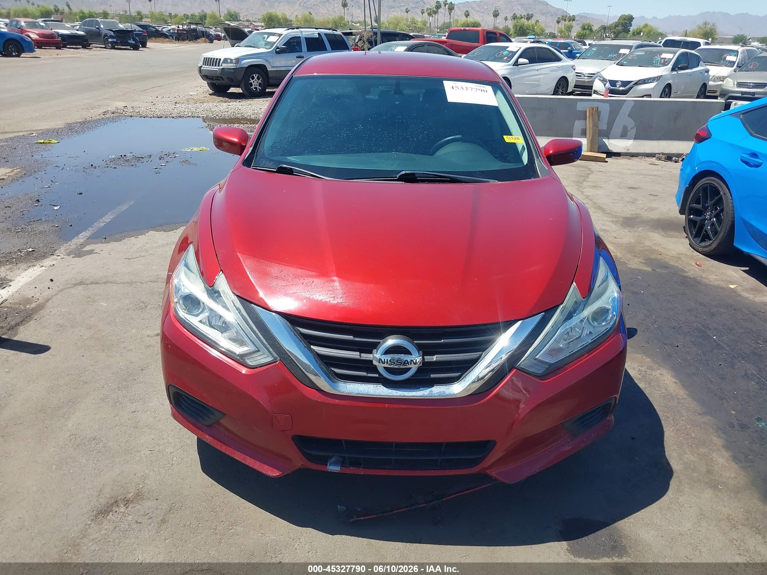 2017 Nissan Altima 2.5 S Red vin: 1N4AL3APXHN306314