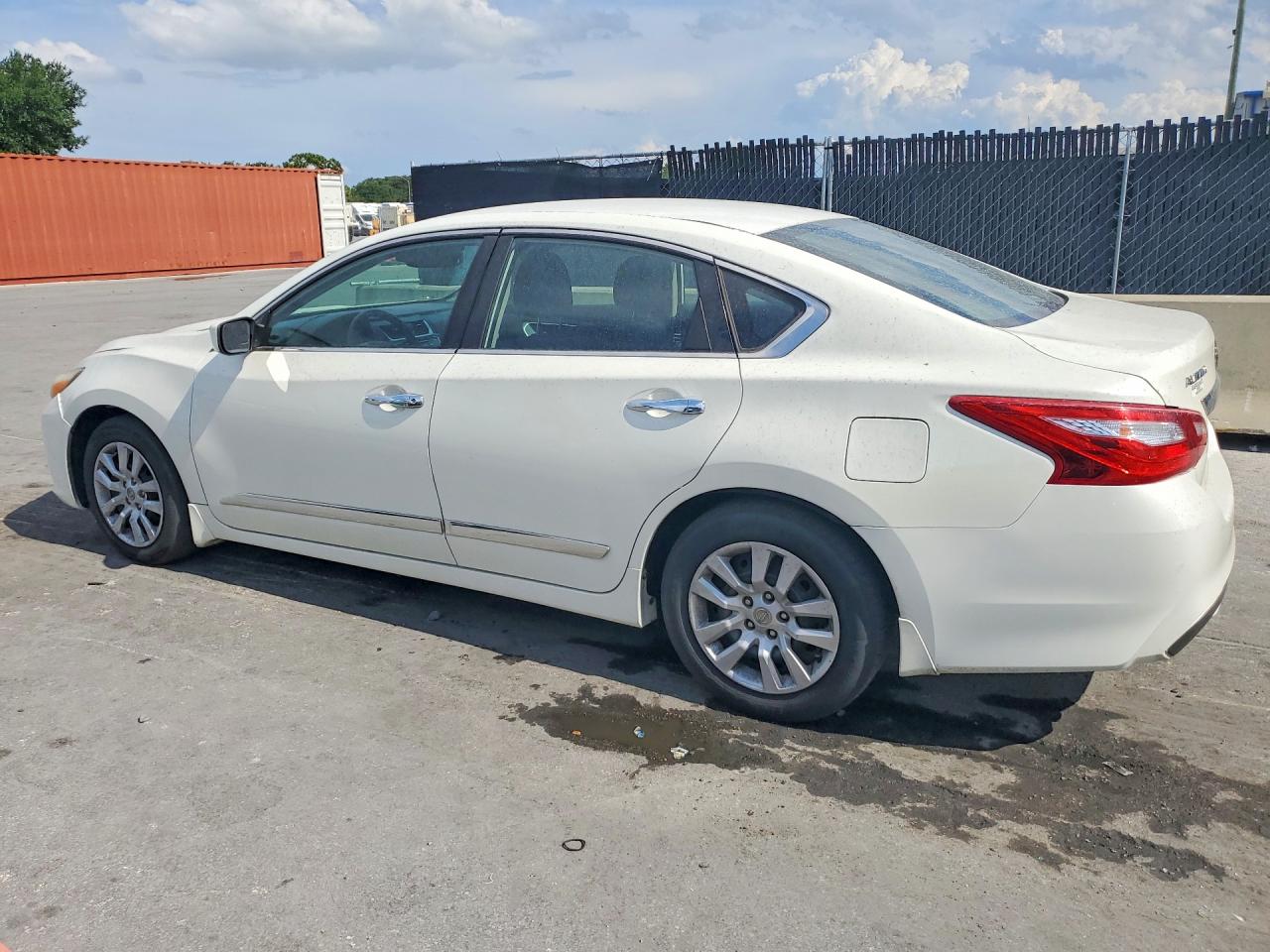 2017 Nissan Altima 2.5 S White vin: 1N4AL3APXHN322447
