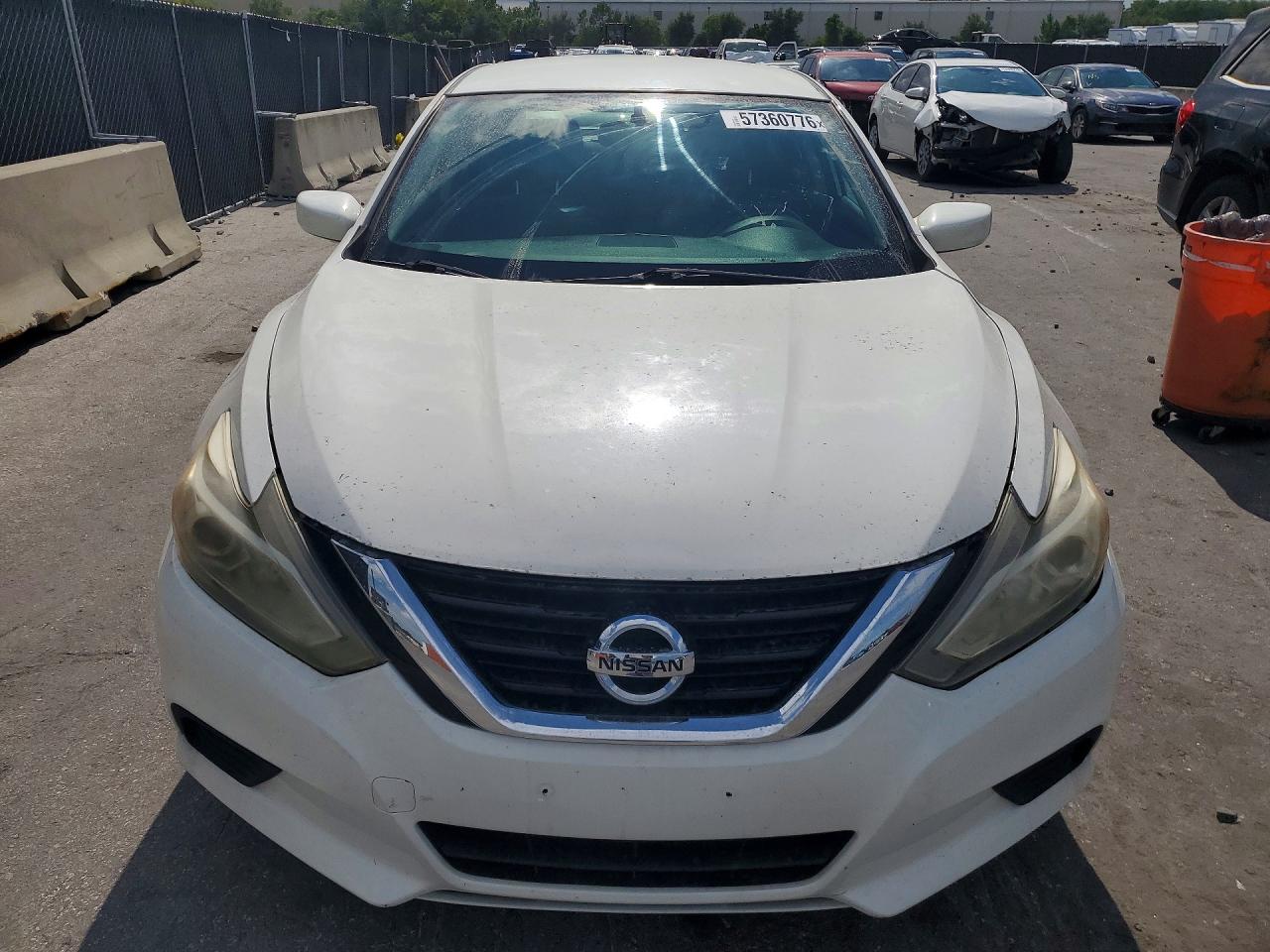 2017 Nissan Altima 2.5 S White vin: 1N4AL3APXHN322447