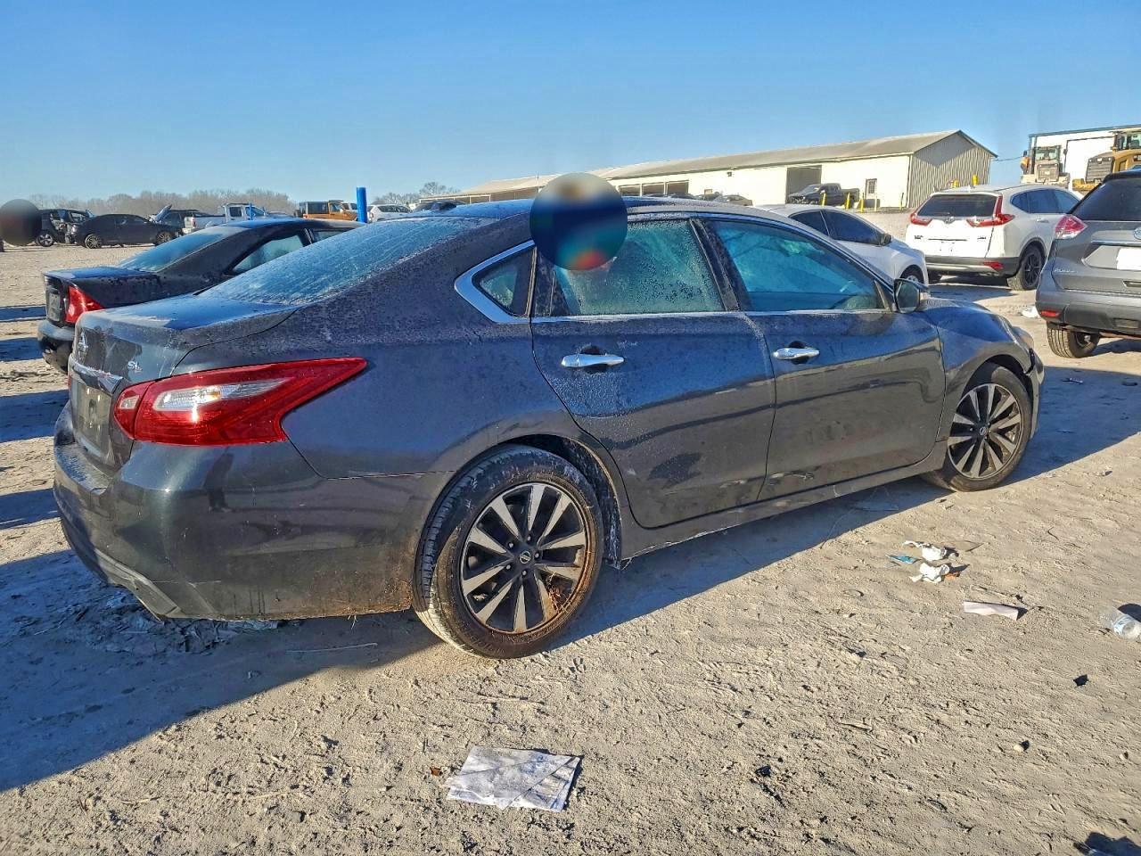 2018 Nissan Altima 2.5 White vin: 1N4AL3APXJC204903