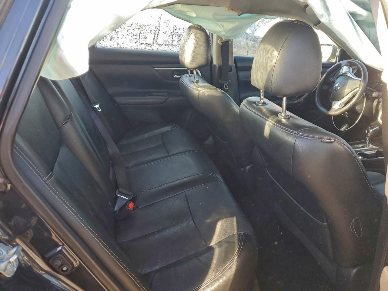 2018 Nissan Altima 2.5 White vin: 1N4AL3APXJC204903
