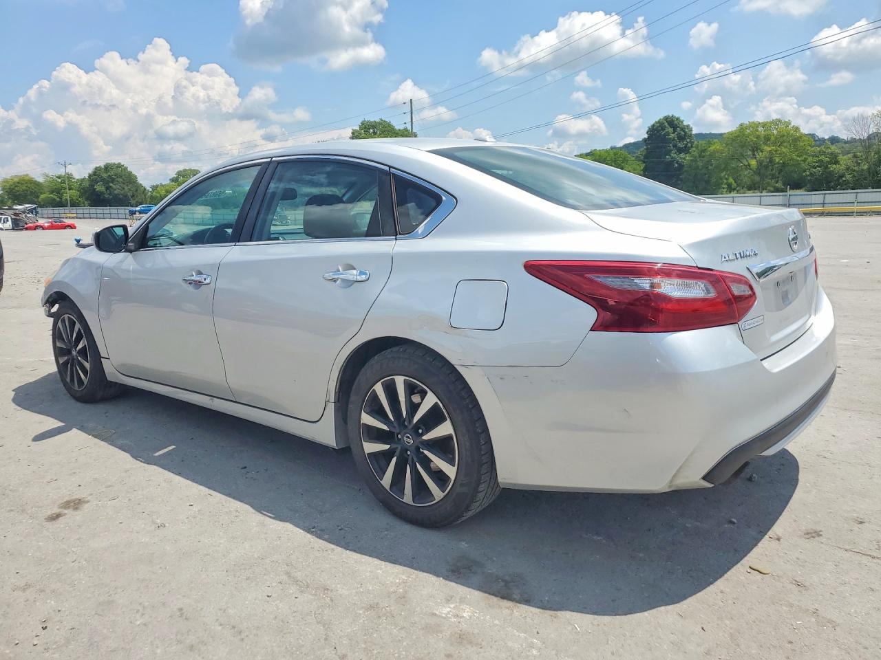 2018 Nissan Altima 2.5 Sl Silver vin: 1N4AL3APXJC245550