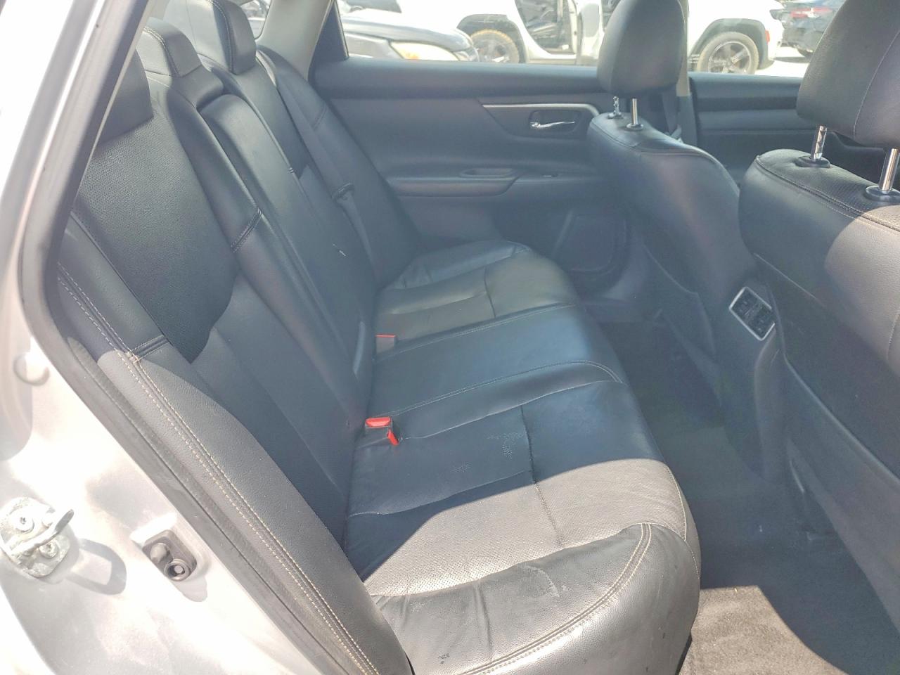 2018 Nissan Altima 2.5 Sl Silver vin: 1N4AL3APXJC245550